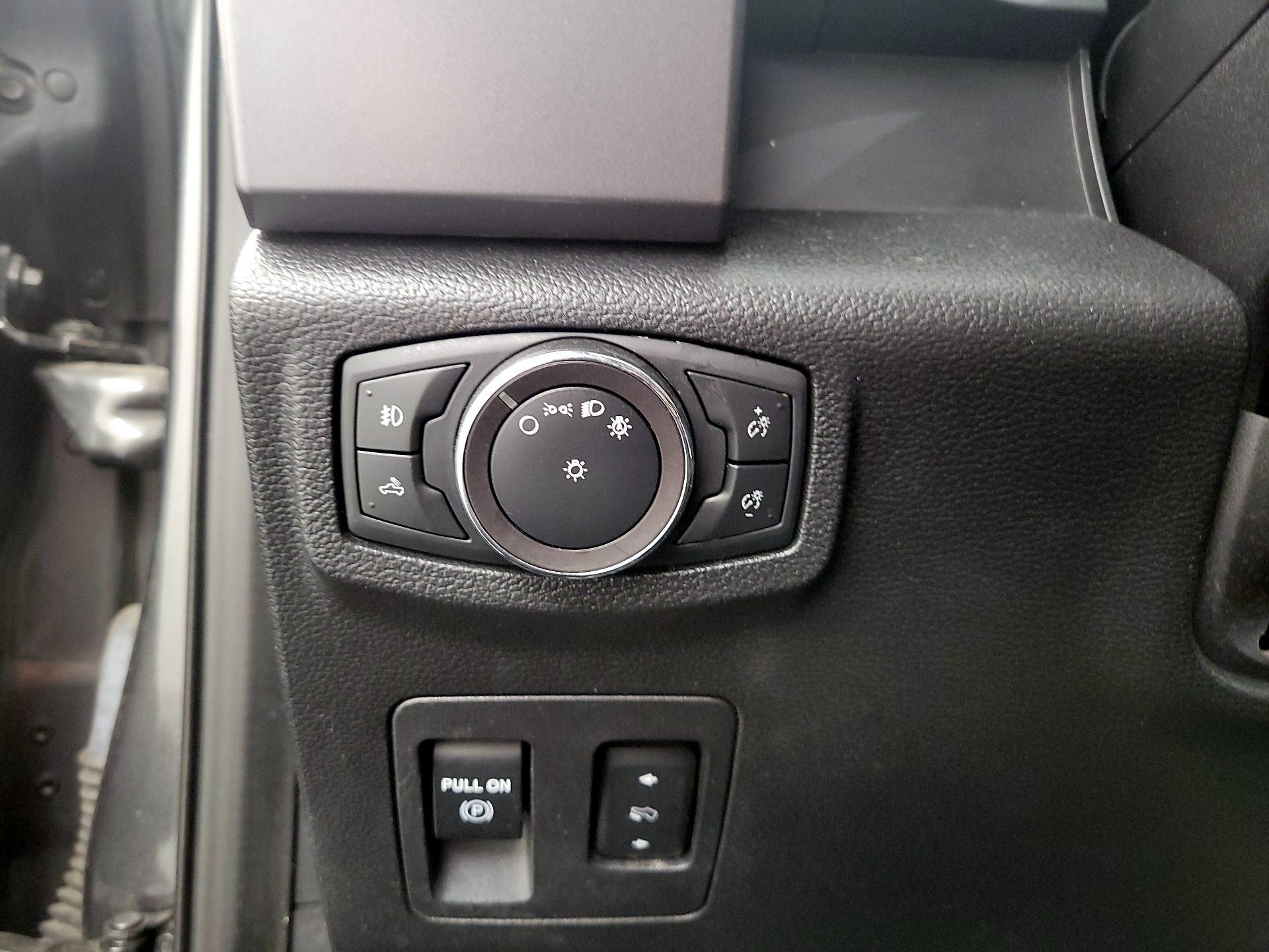 Thumbnail: 2019 Ford F-150 - 13