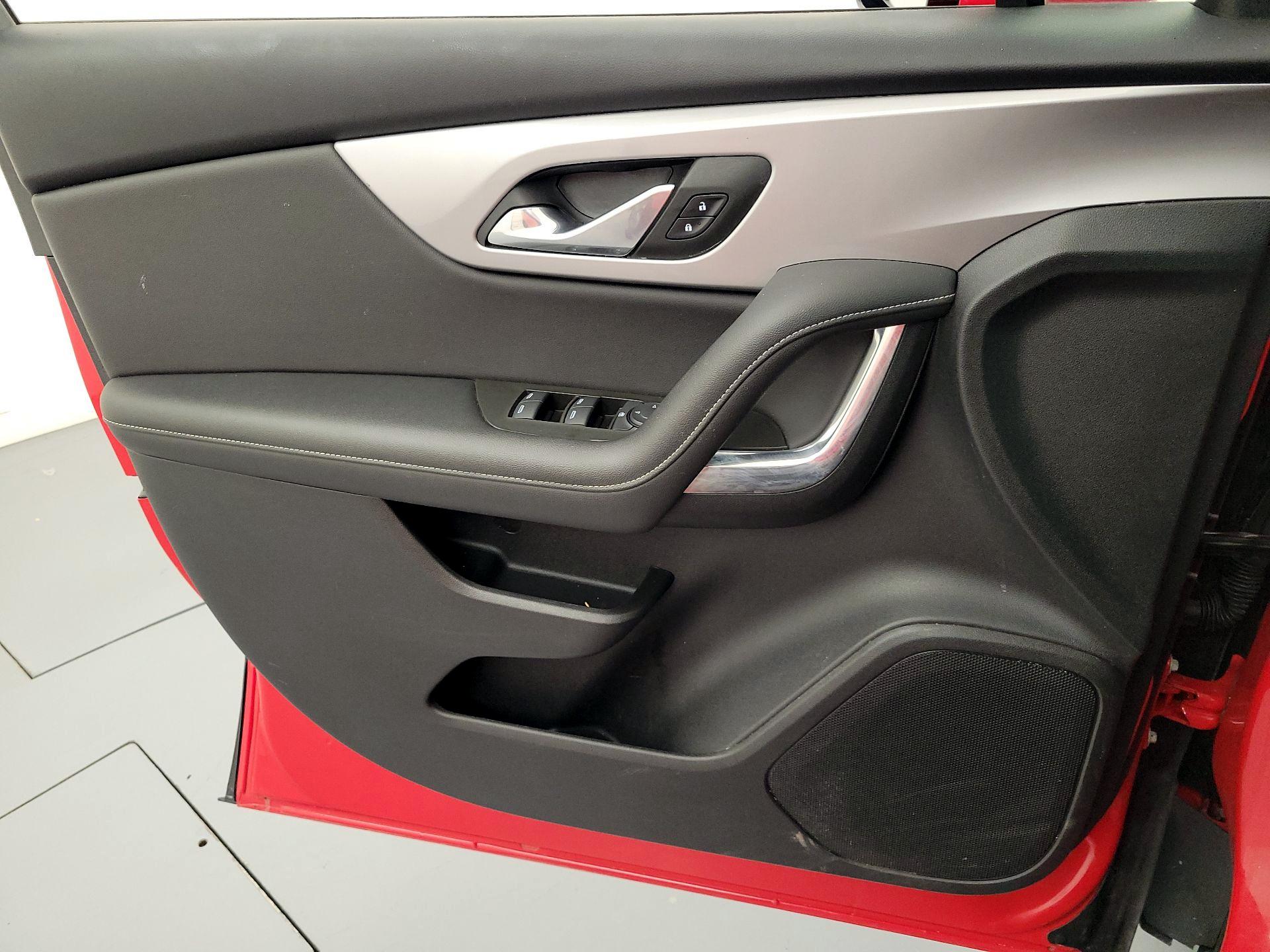 Thumbnail: 2023 Chevrolet Blazer - 12