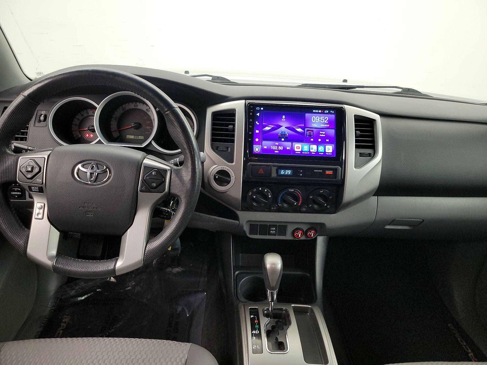 Thumbnail: 2014 Toyota Tacoma - 9