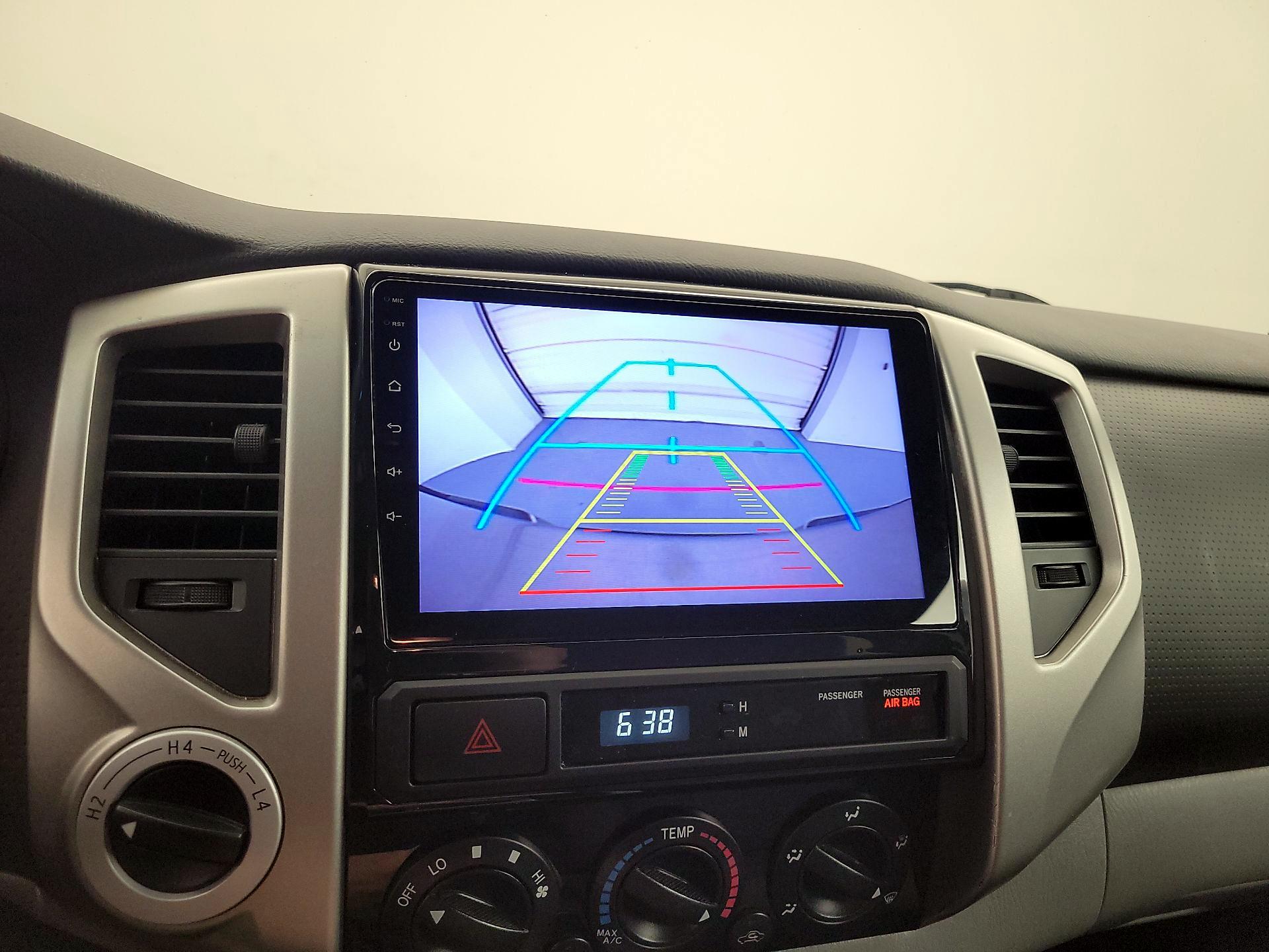 Thumbnail: 2014 Toyota Tacoma - 14