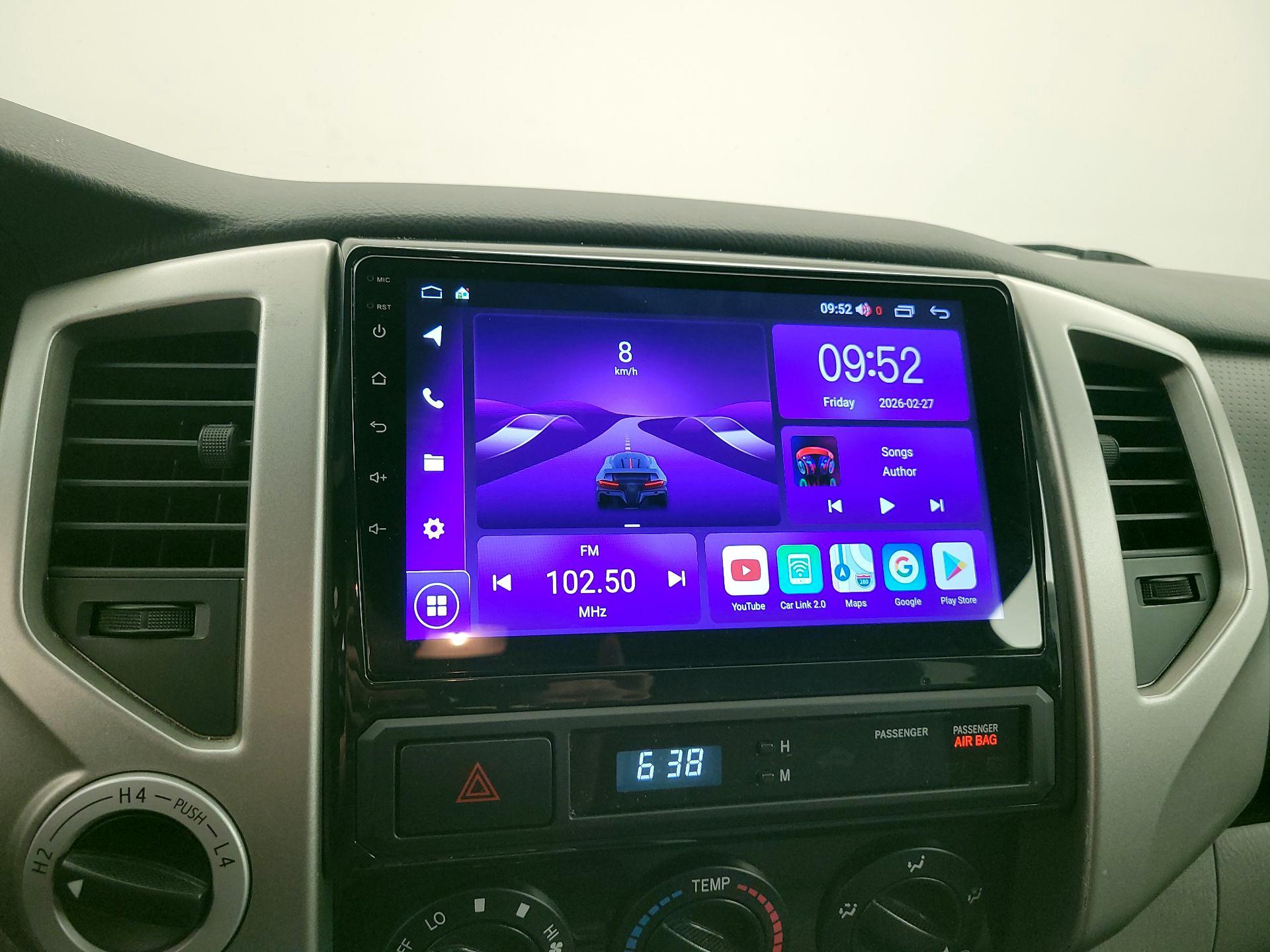 Thumbnail: 2014 Toyota Tacoma - 15