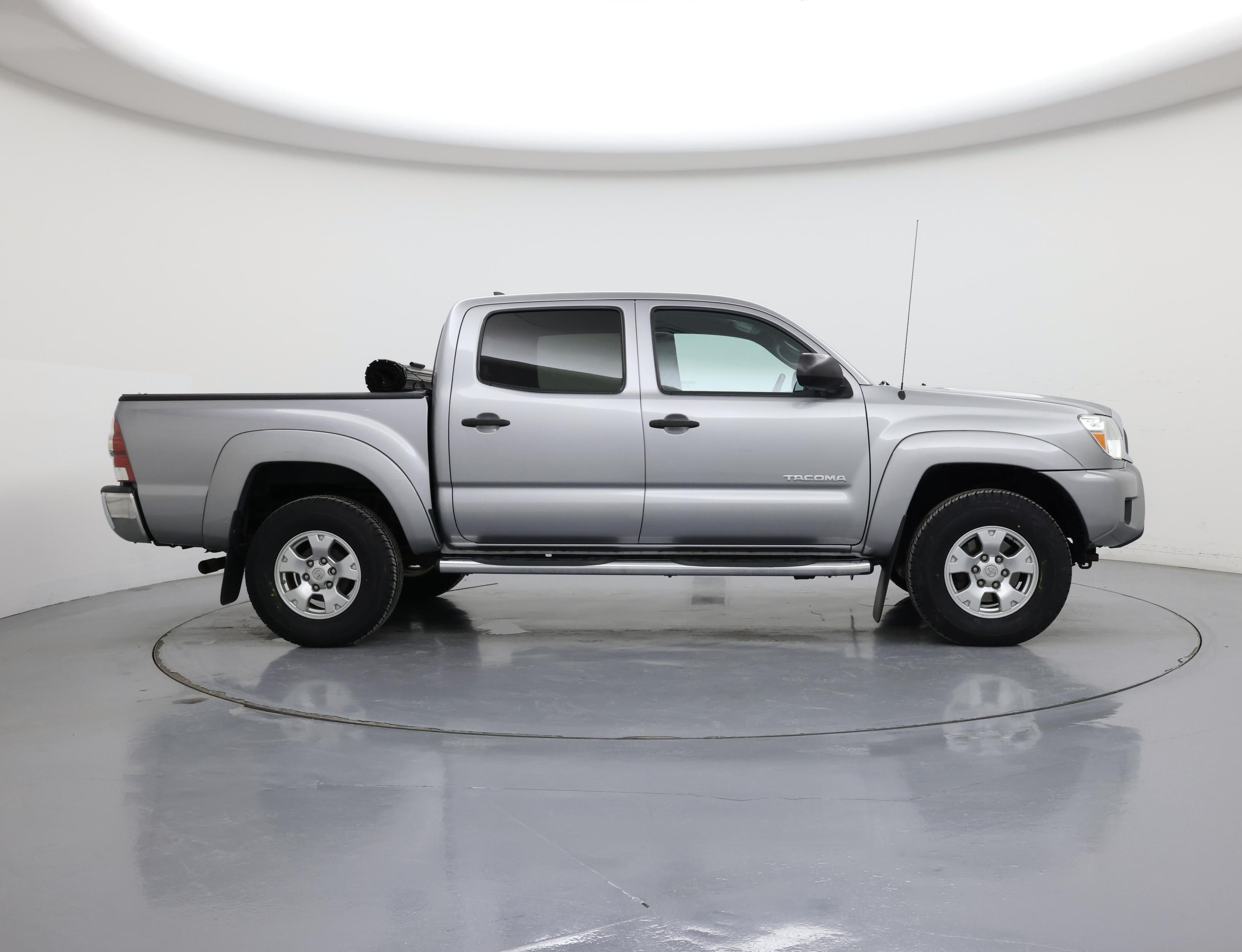Thumbnail: 2014 Toyota Tacoma - 7
