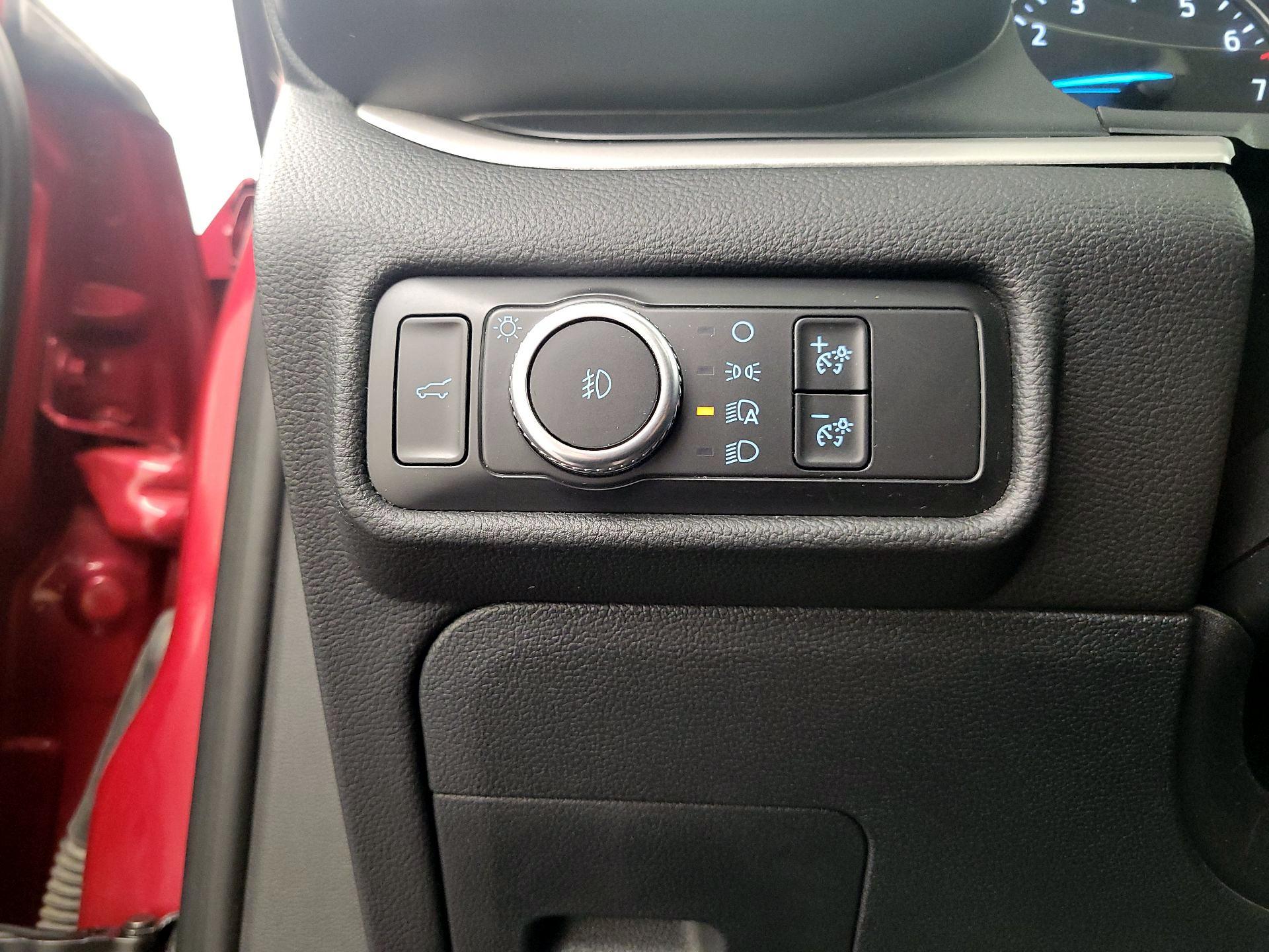 Thumbnail: 2020 Ford Explorer - 13