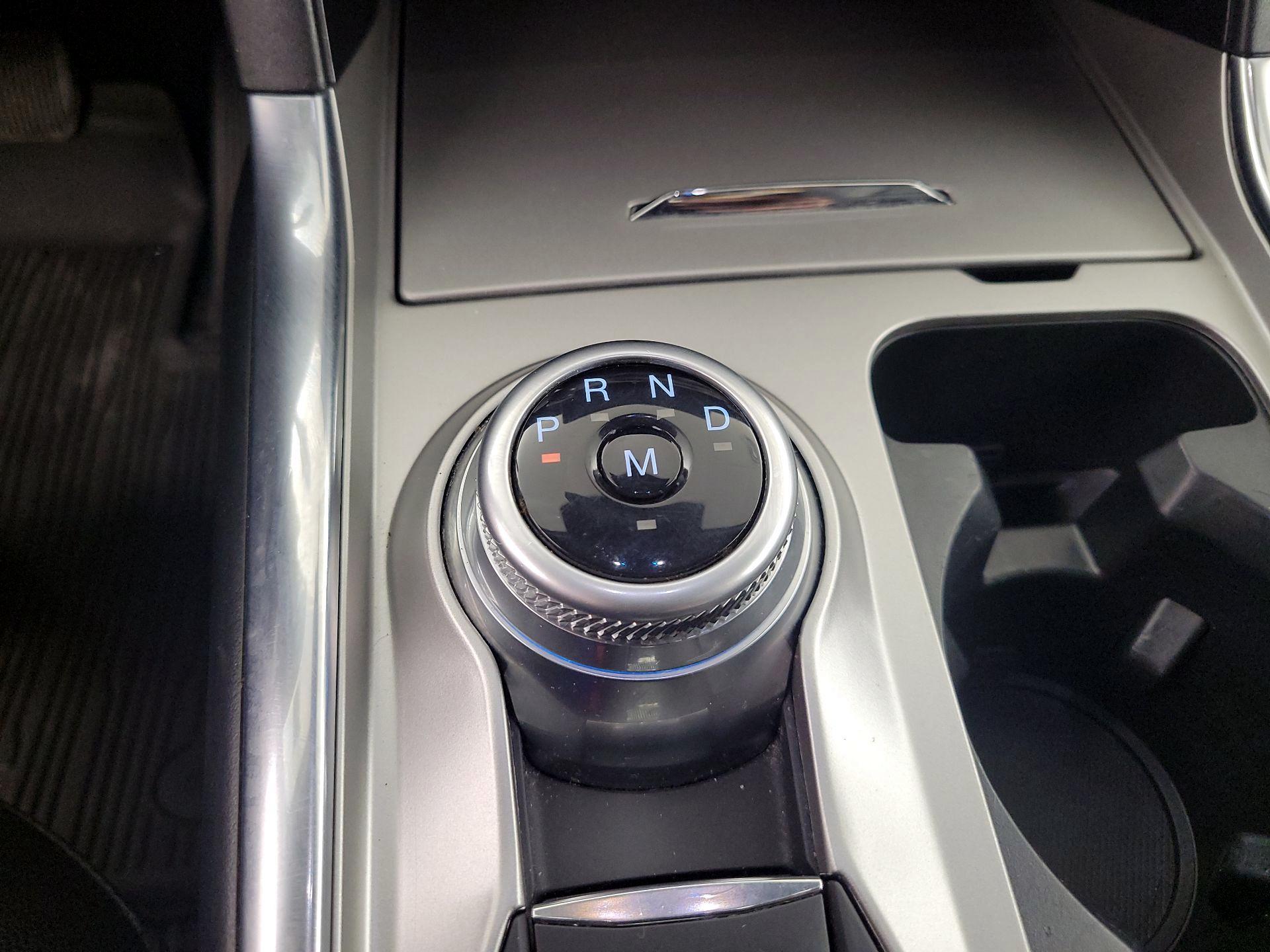 Thumbnail: 2020 Ford Explorer - 17