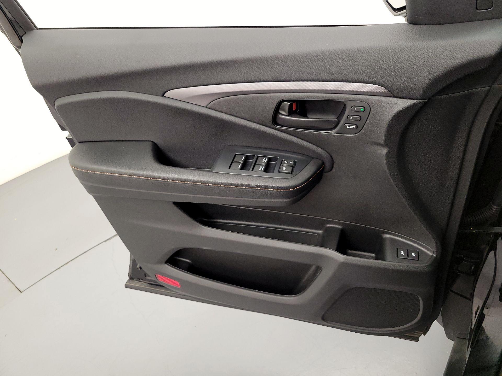 Thumbnail: 2022 Honda Pilot - 12