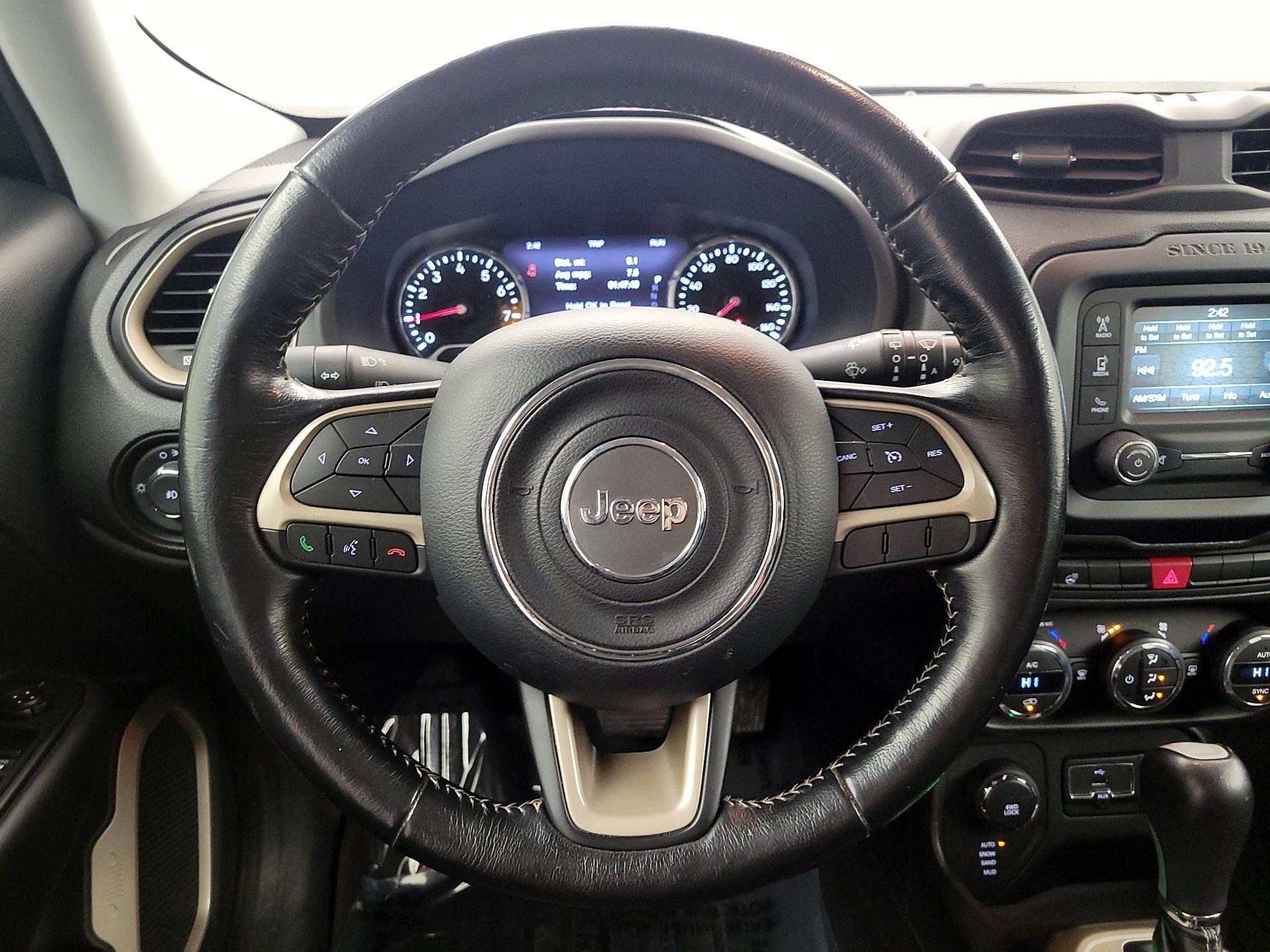 Thumbnail: 2017 Jeep Renegade - 10