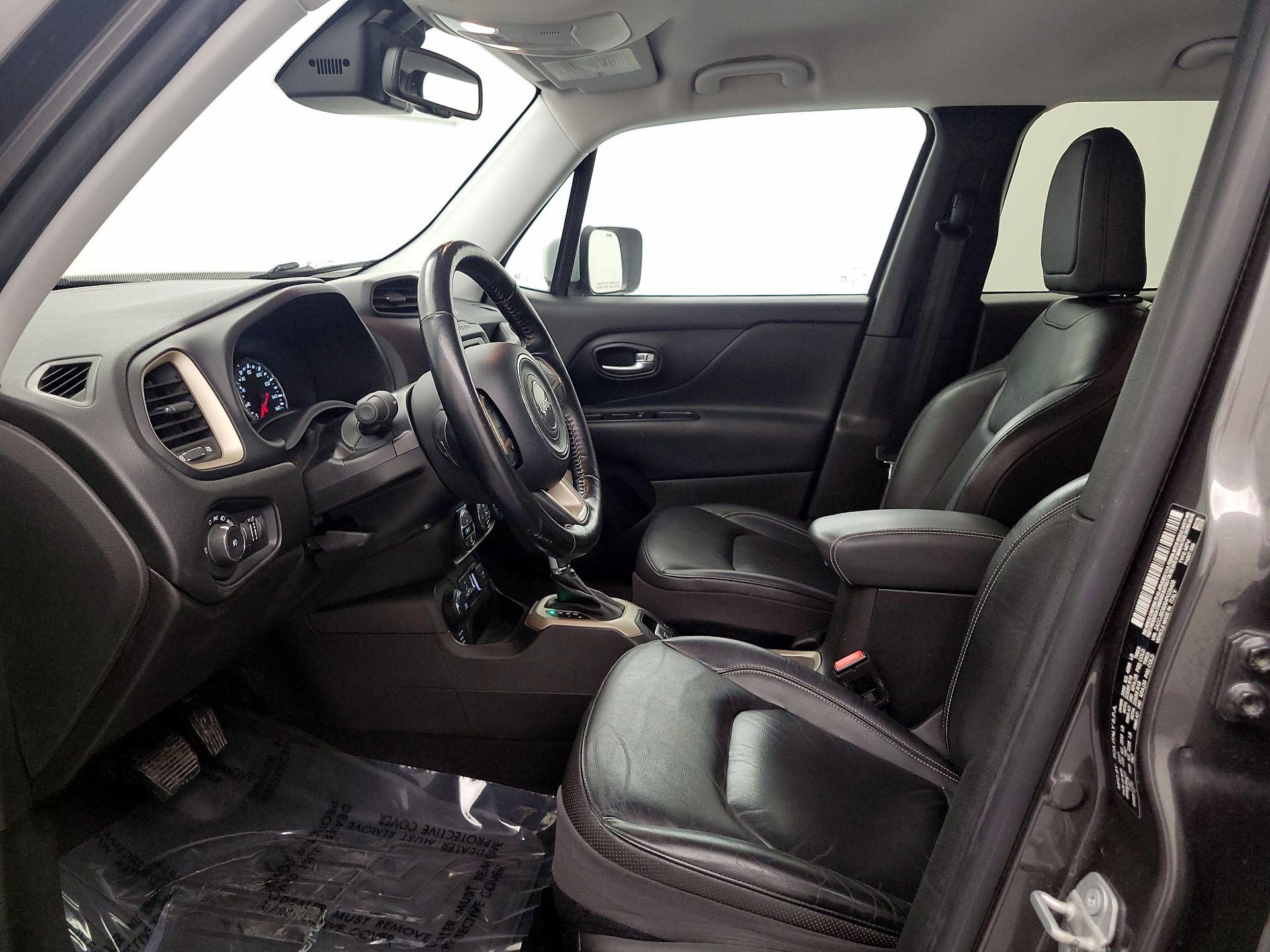 Thumbnail: 2017 Jeep Renegade - 11