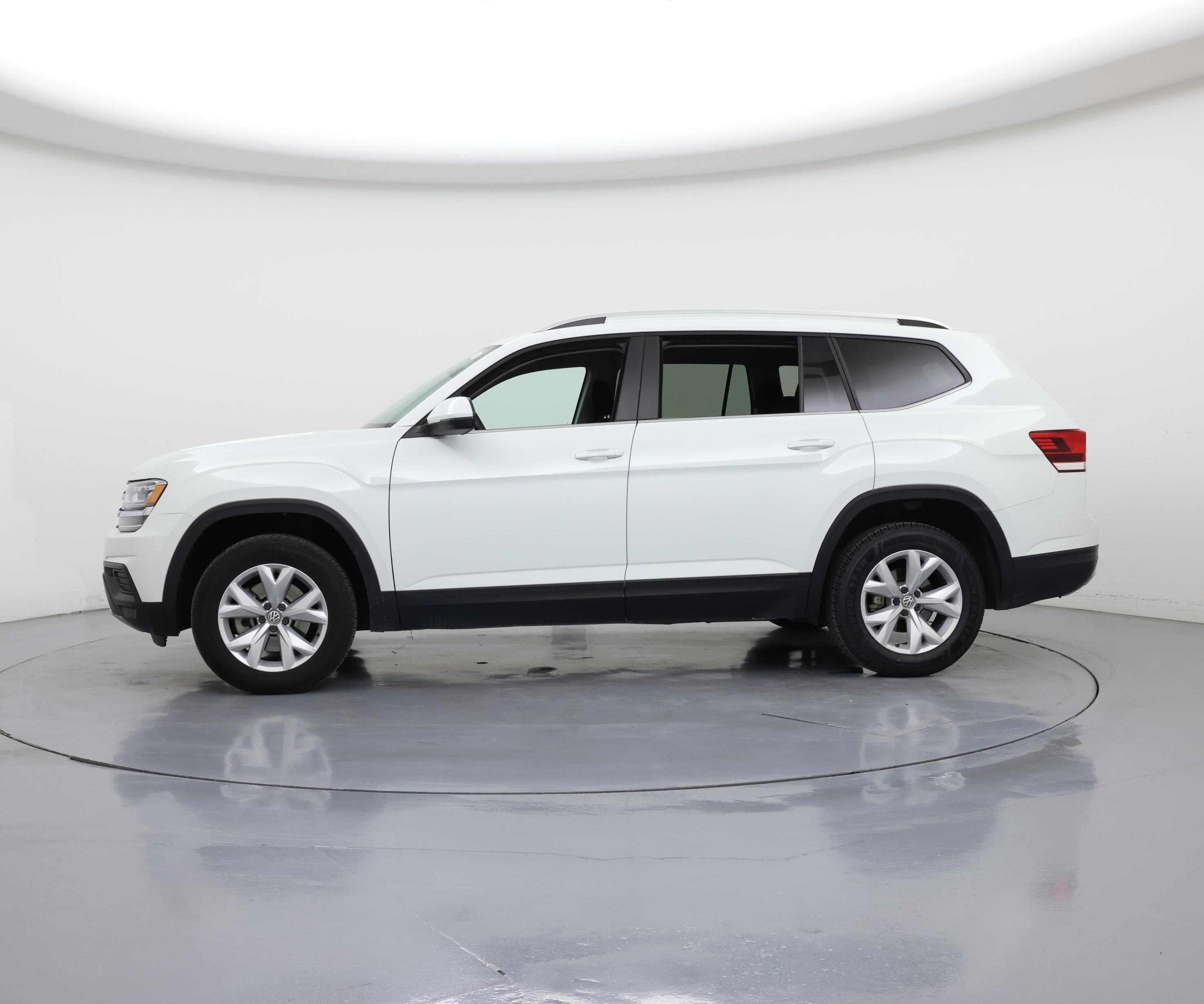 Thumbnail: 2018 Volkswagen Atlas - 3