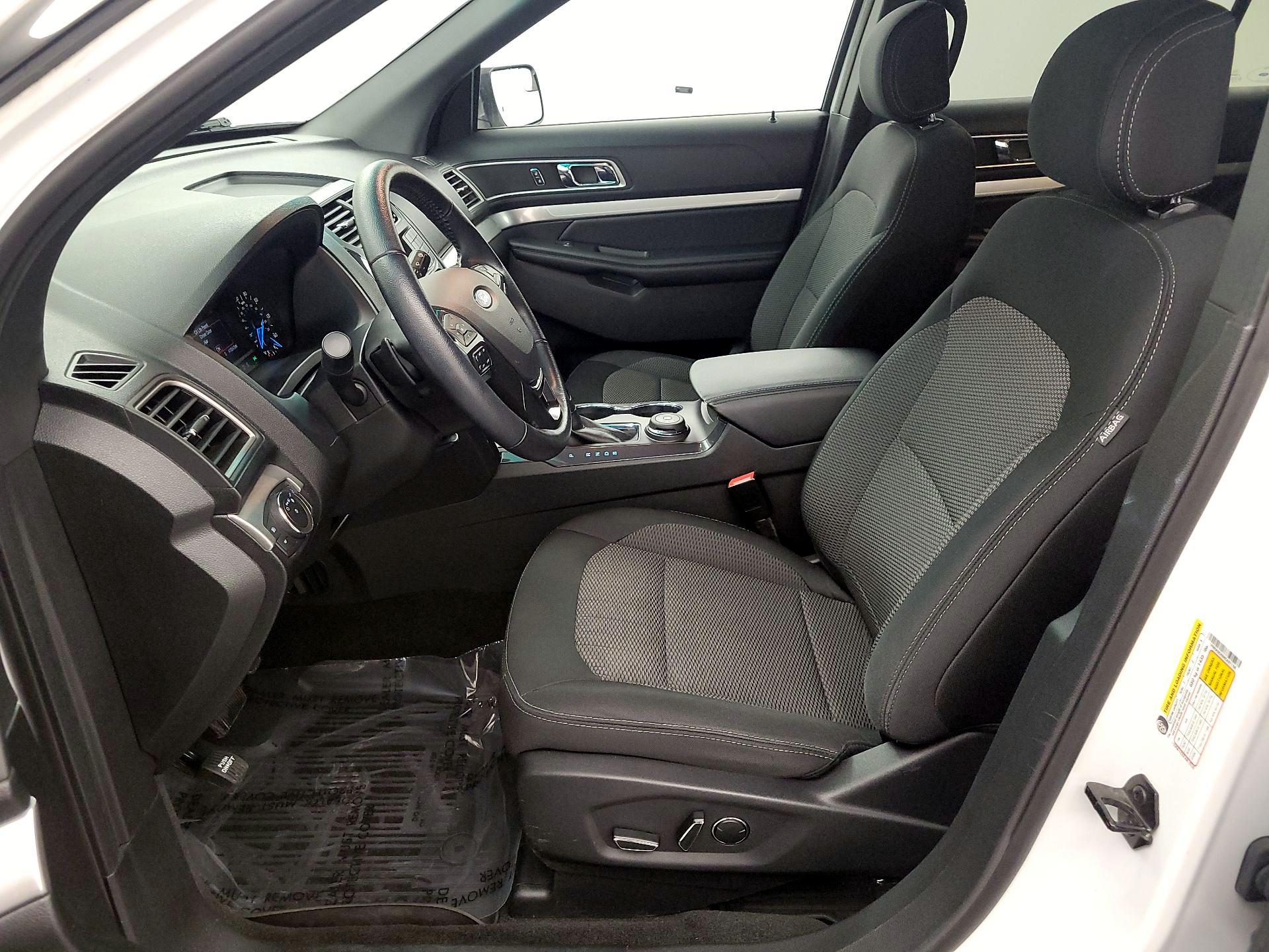 Thumbnail: 2017 Ford Explorer - 11