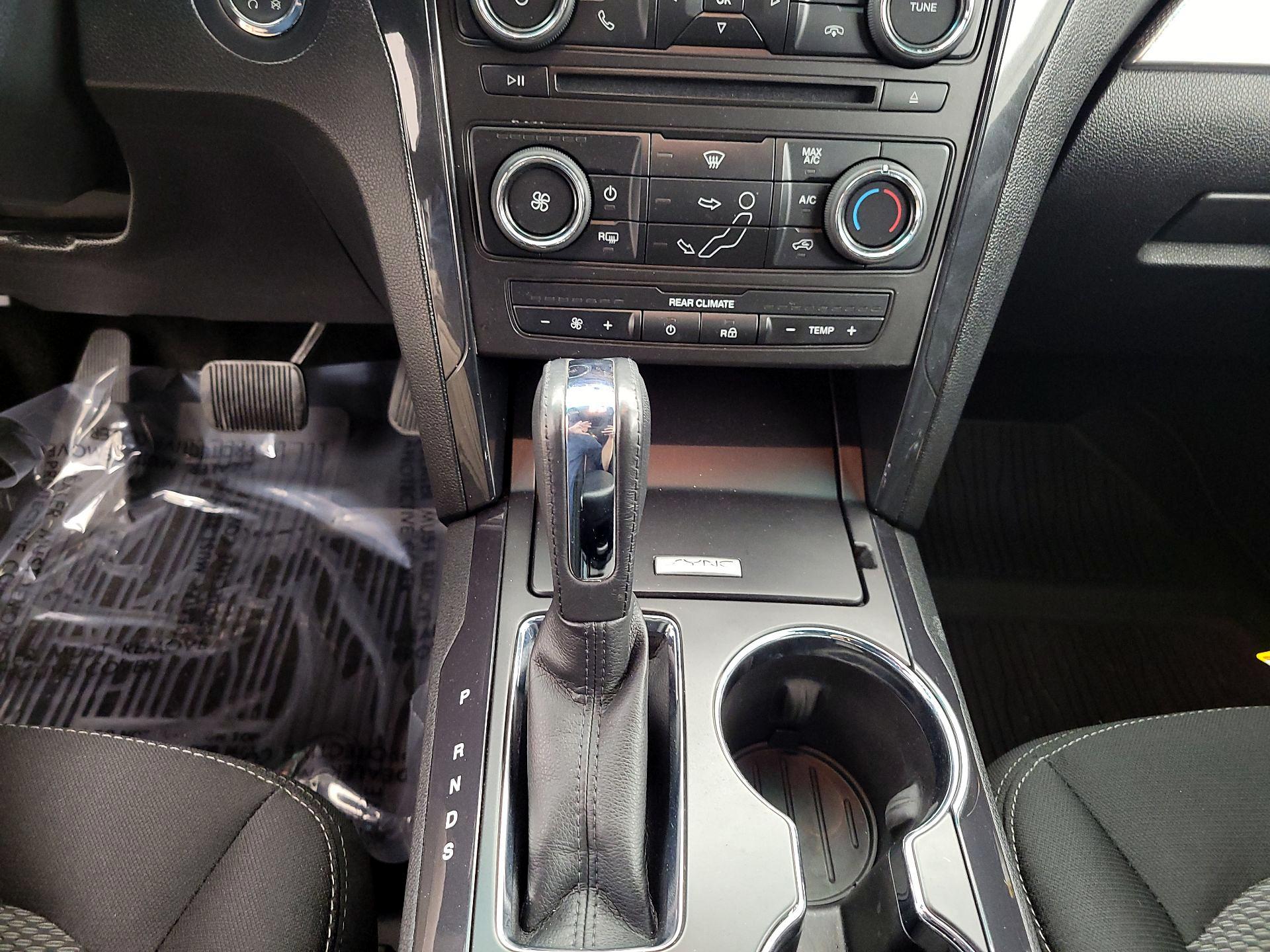 Thumbnail: 2017 Ford Explorer - 17