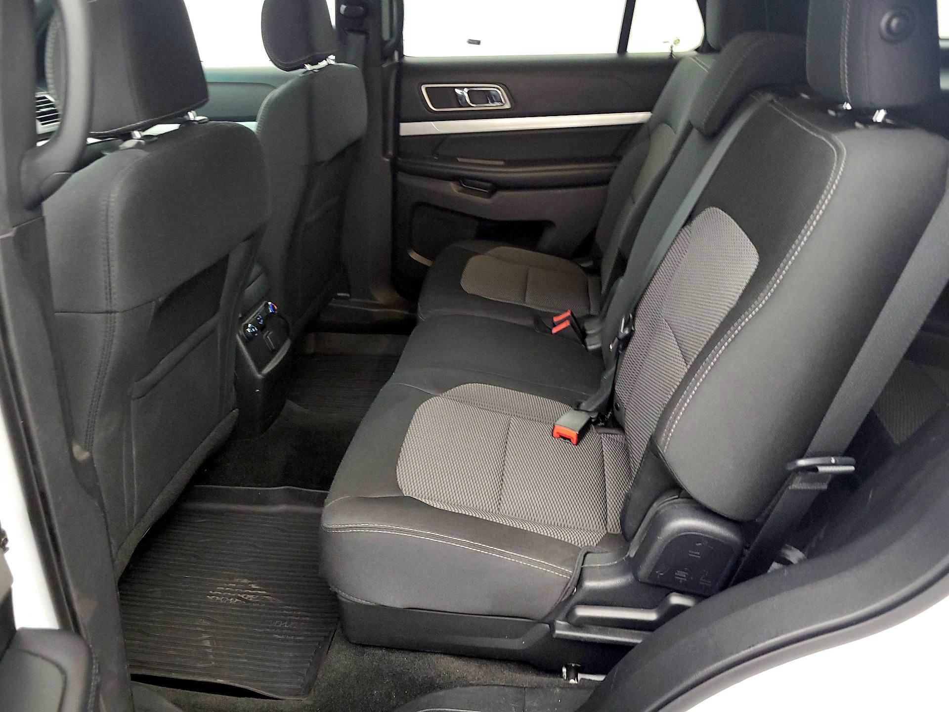 Thumbnail: 2017 Ford Explorer - 19