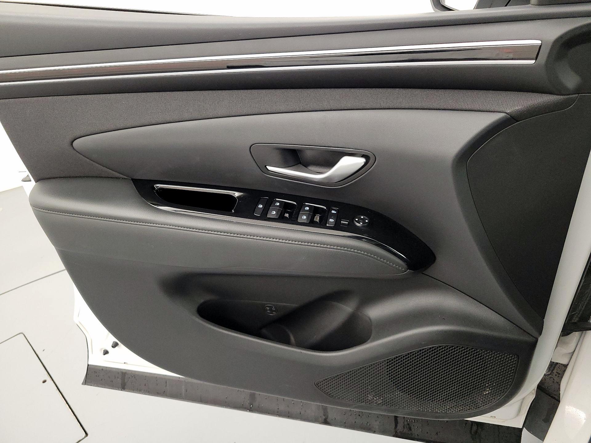Thumbnail: 2023 Hyundai Tucson - 12