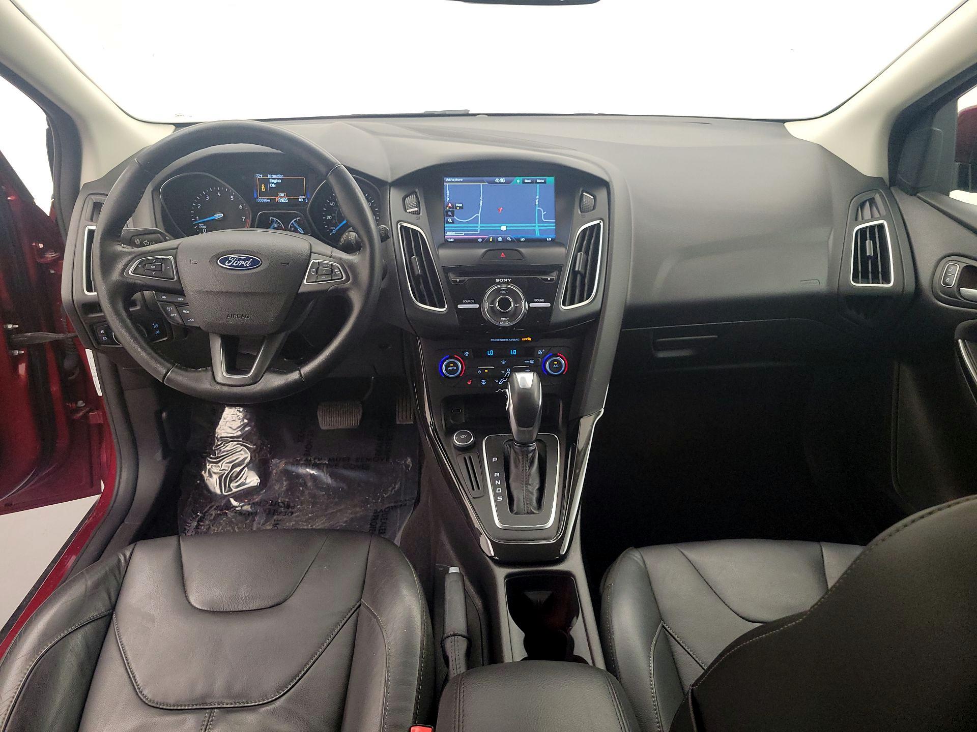 Thumbnail: 2015 Ford Focus - 9