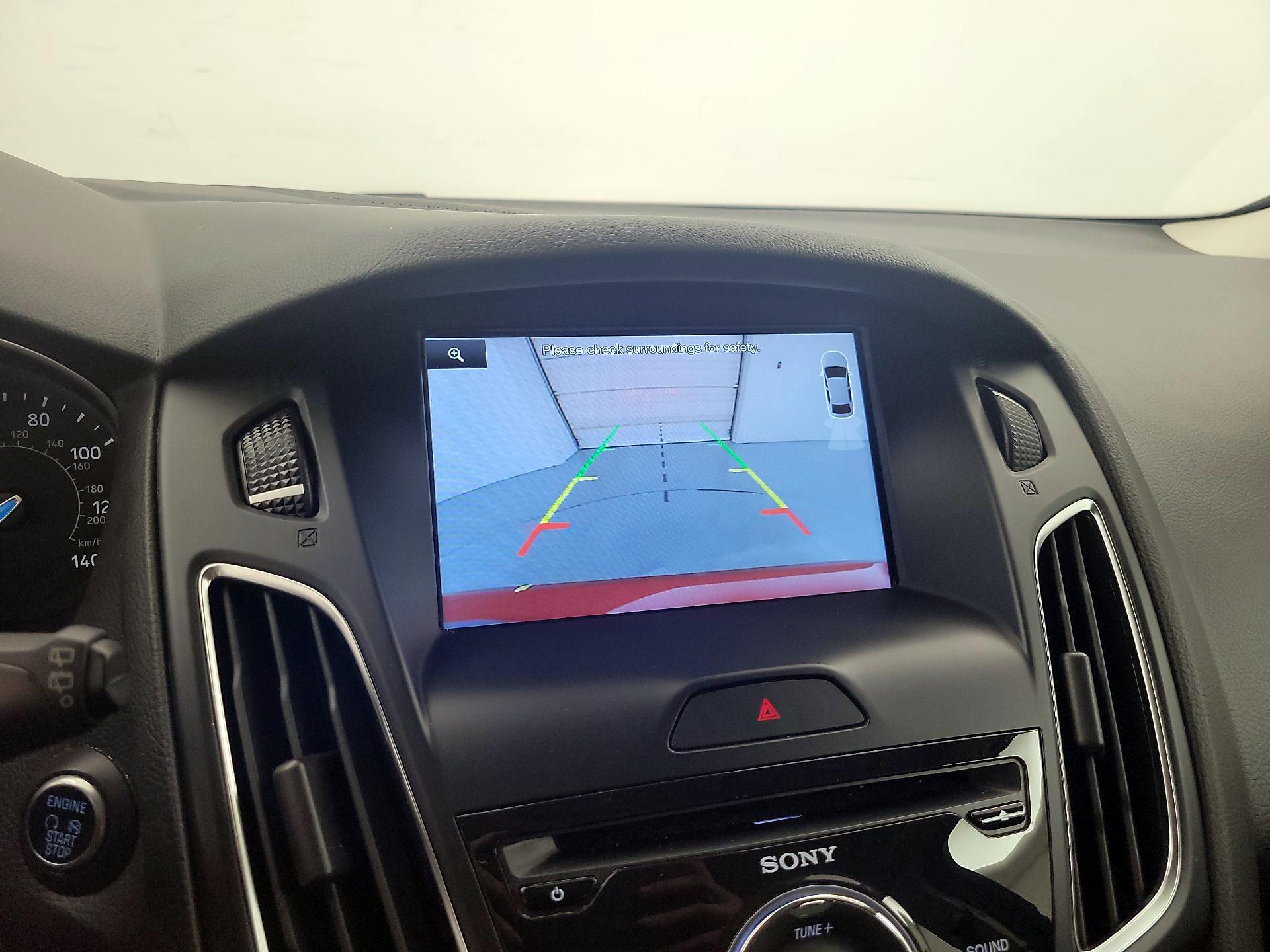 Thumbnail: 2015 Ford Focus - 15