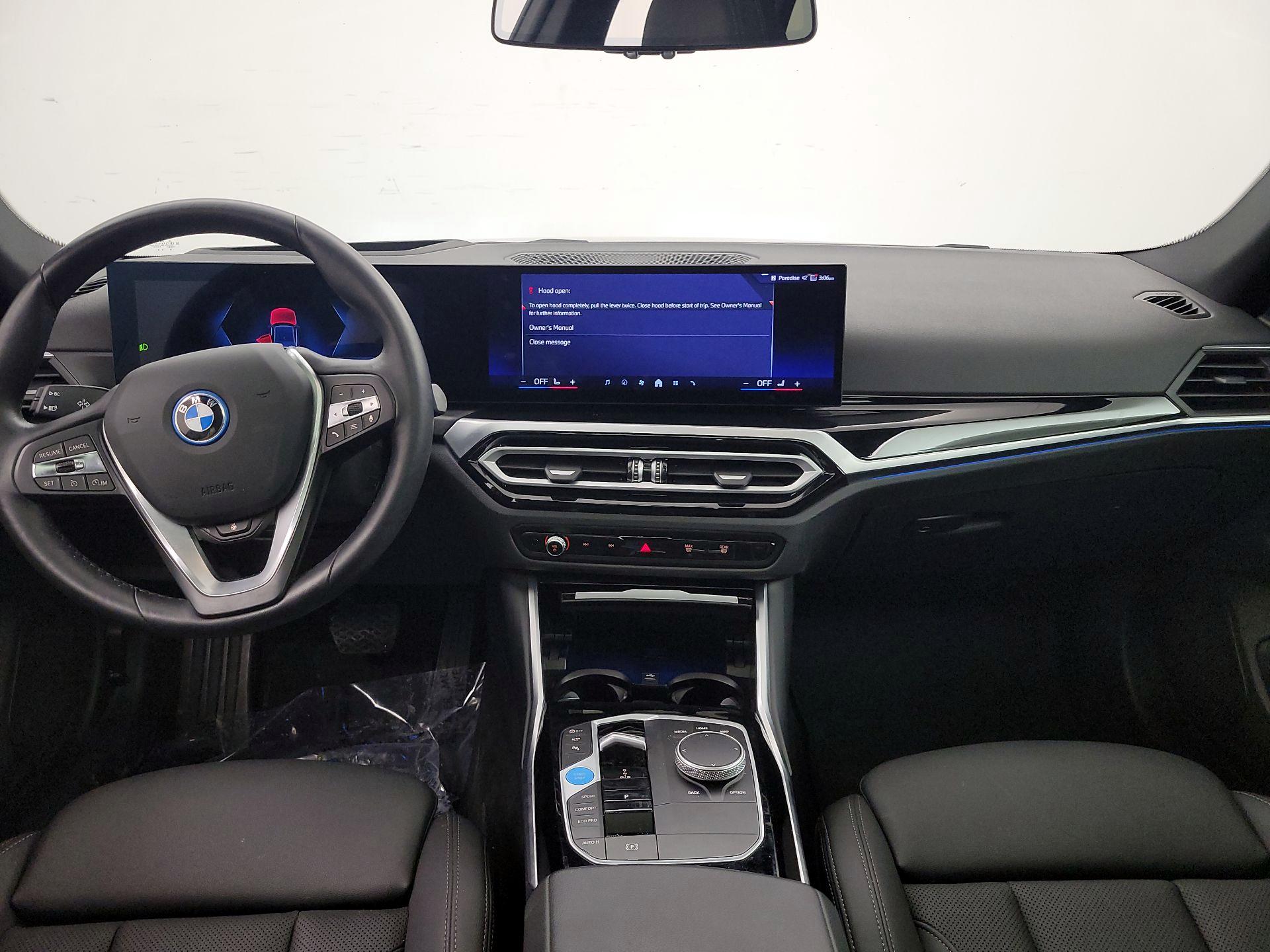 Thumbnail: 2024 BMW i4 - 9