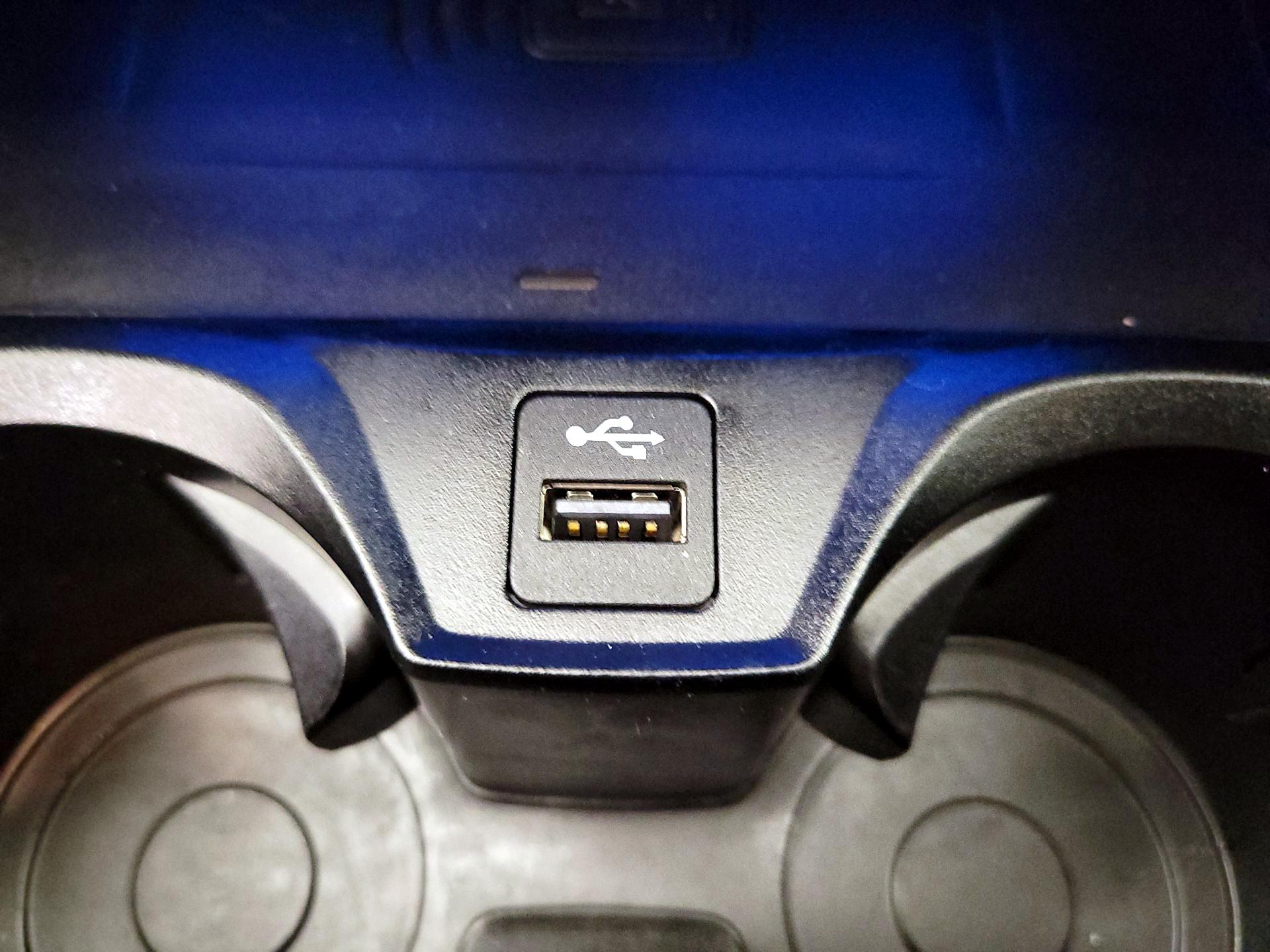 Thumbnail: 2024 BMW i4 - 19