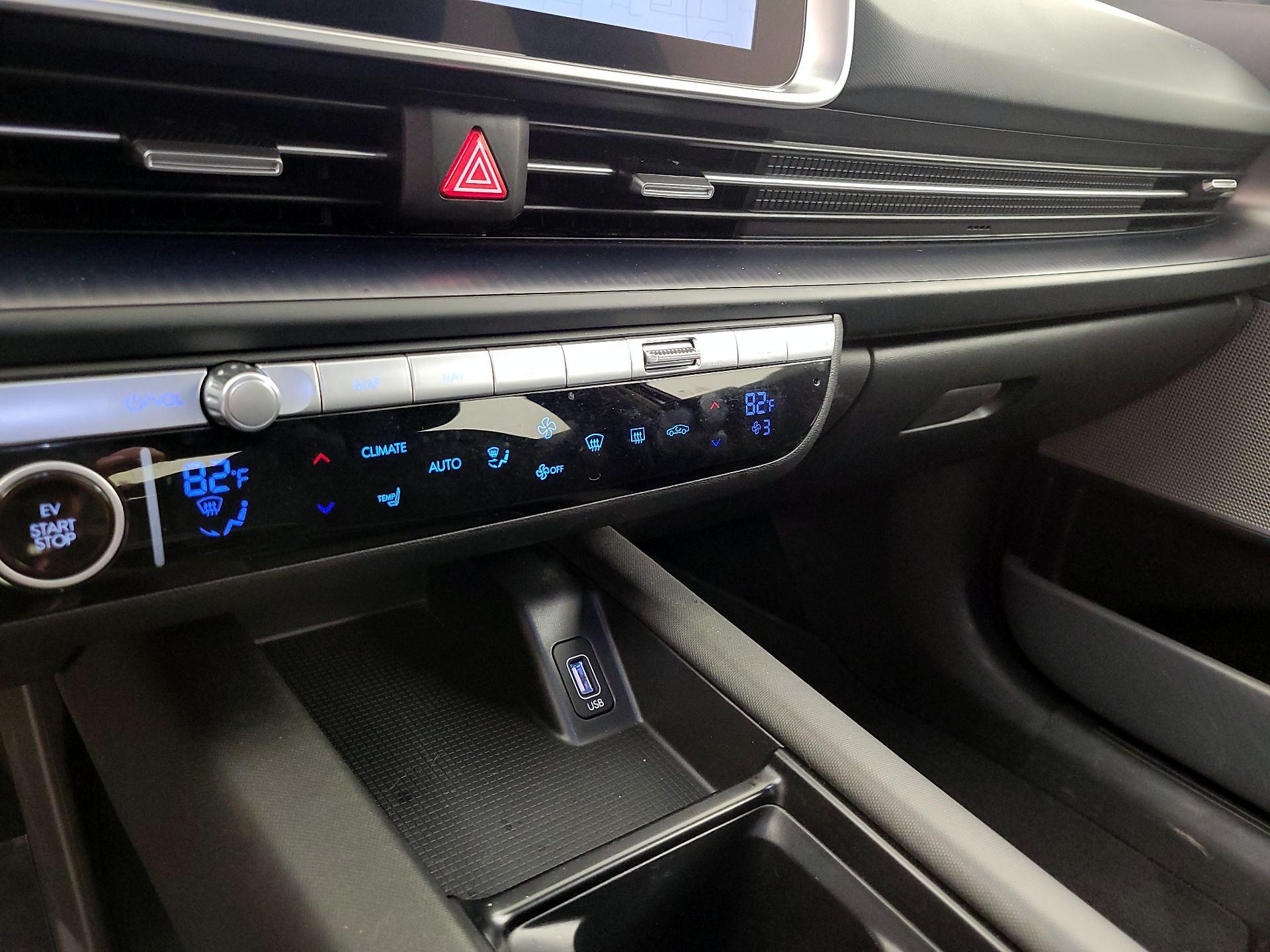 Thumbnail: 2024 Hyundai Ioniq 6 - 16