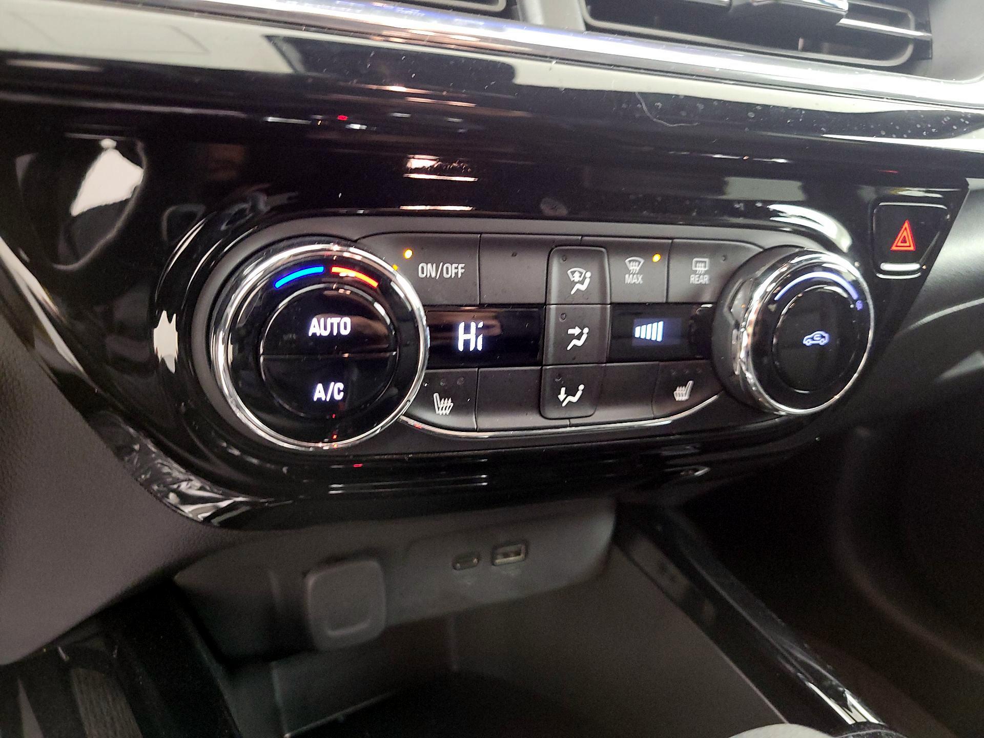 Thumbnail: 2024 Chevrolet Trax - 15