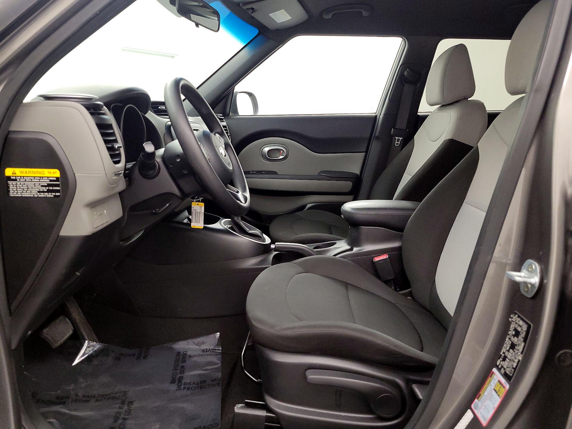 Thumbnail: 2019 Kia Soul - 11