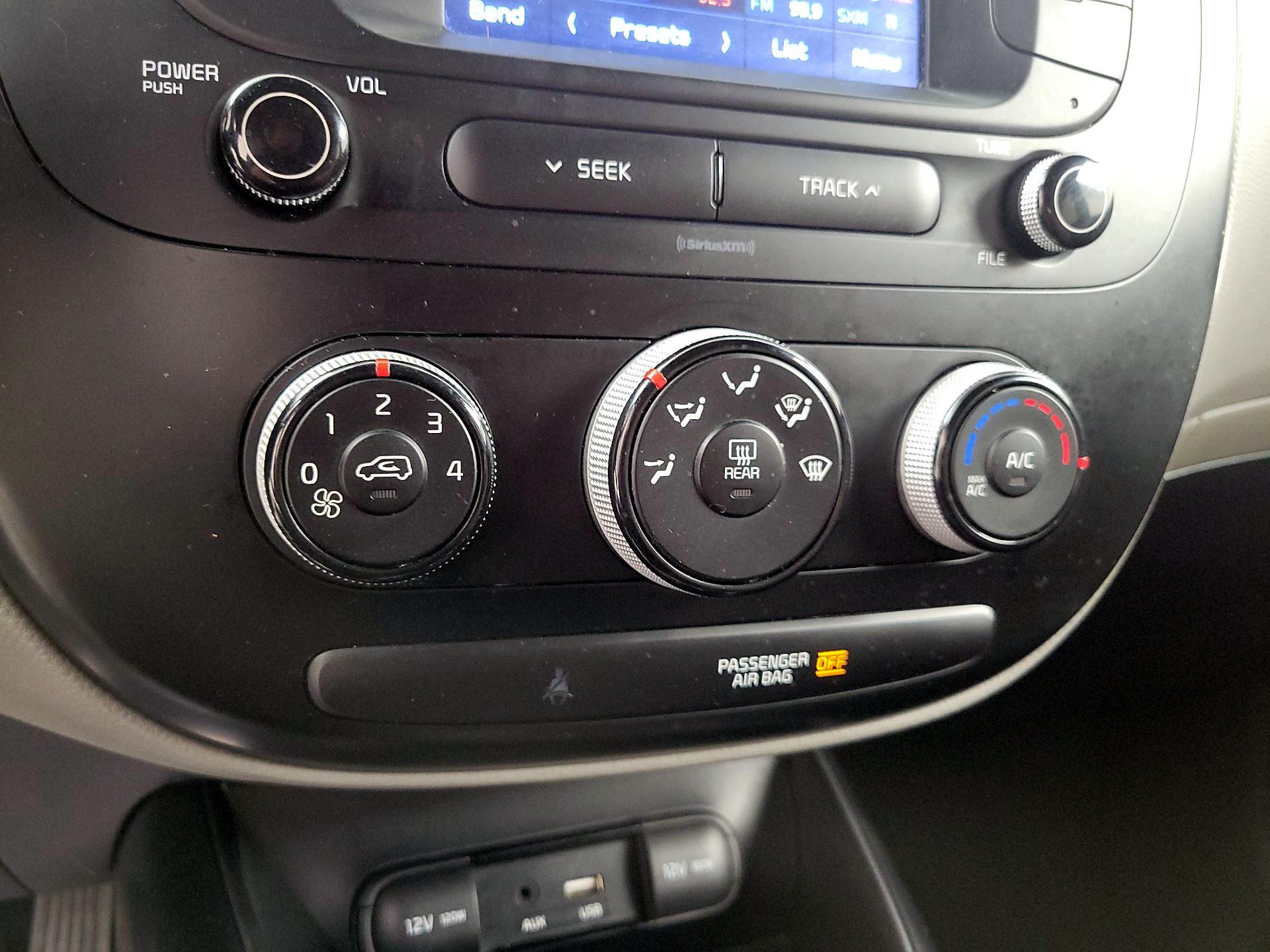 Thumbnail: 2019 Kia Soul - 15