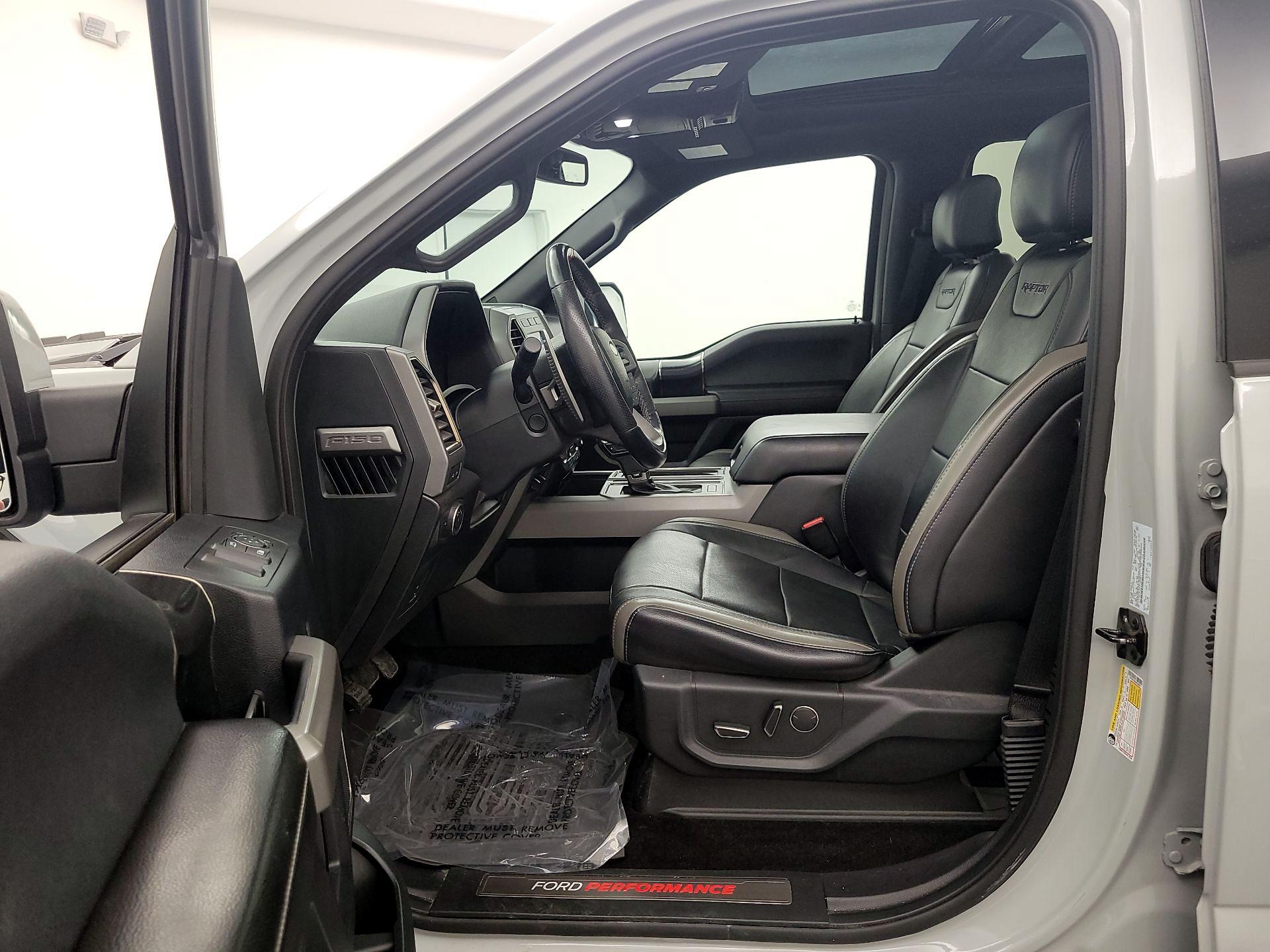 Thumbnail: 2017 Ford F-150 - 11