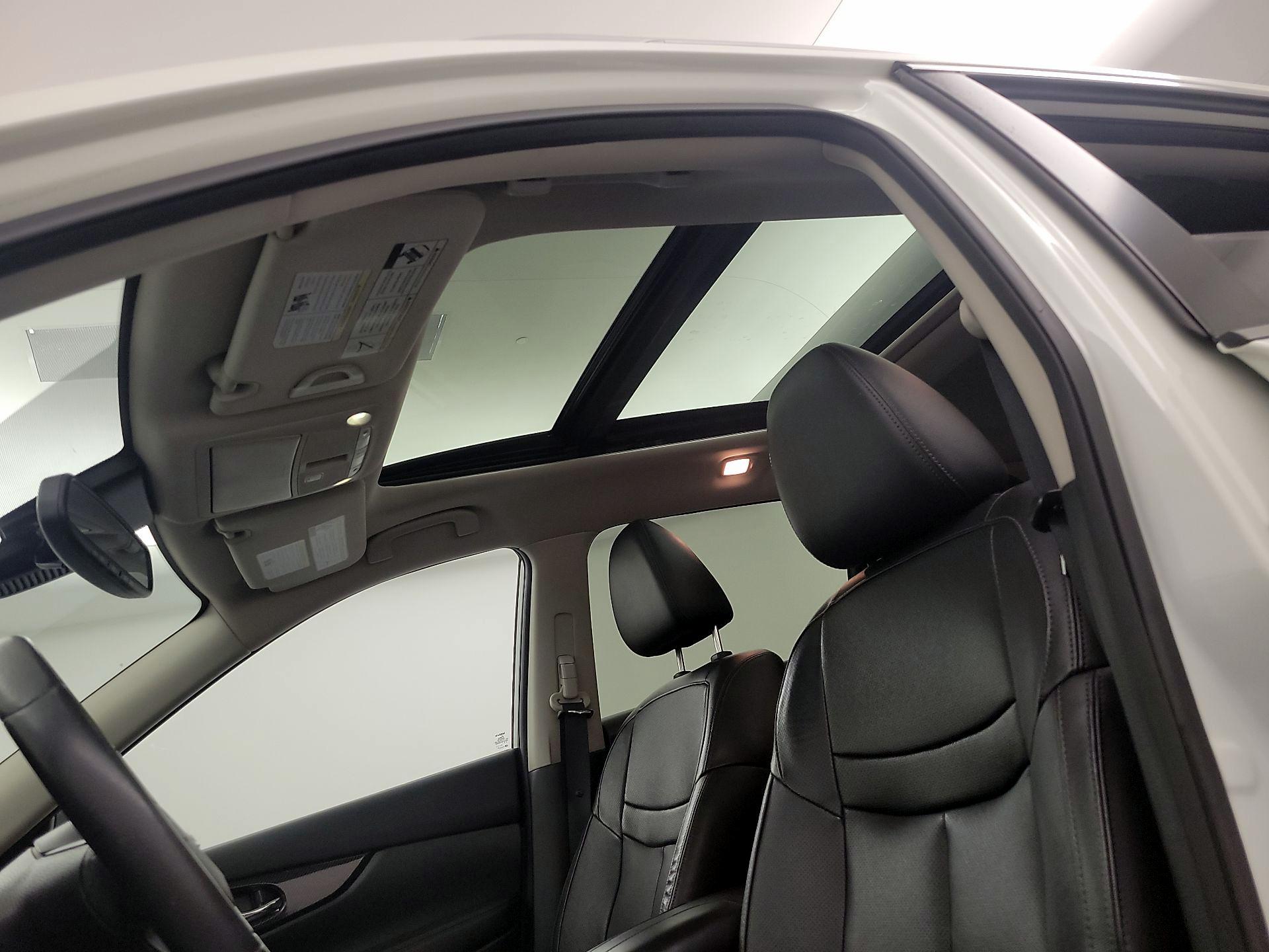 Thumbnail: 2019 Nissan Rogue - 20