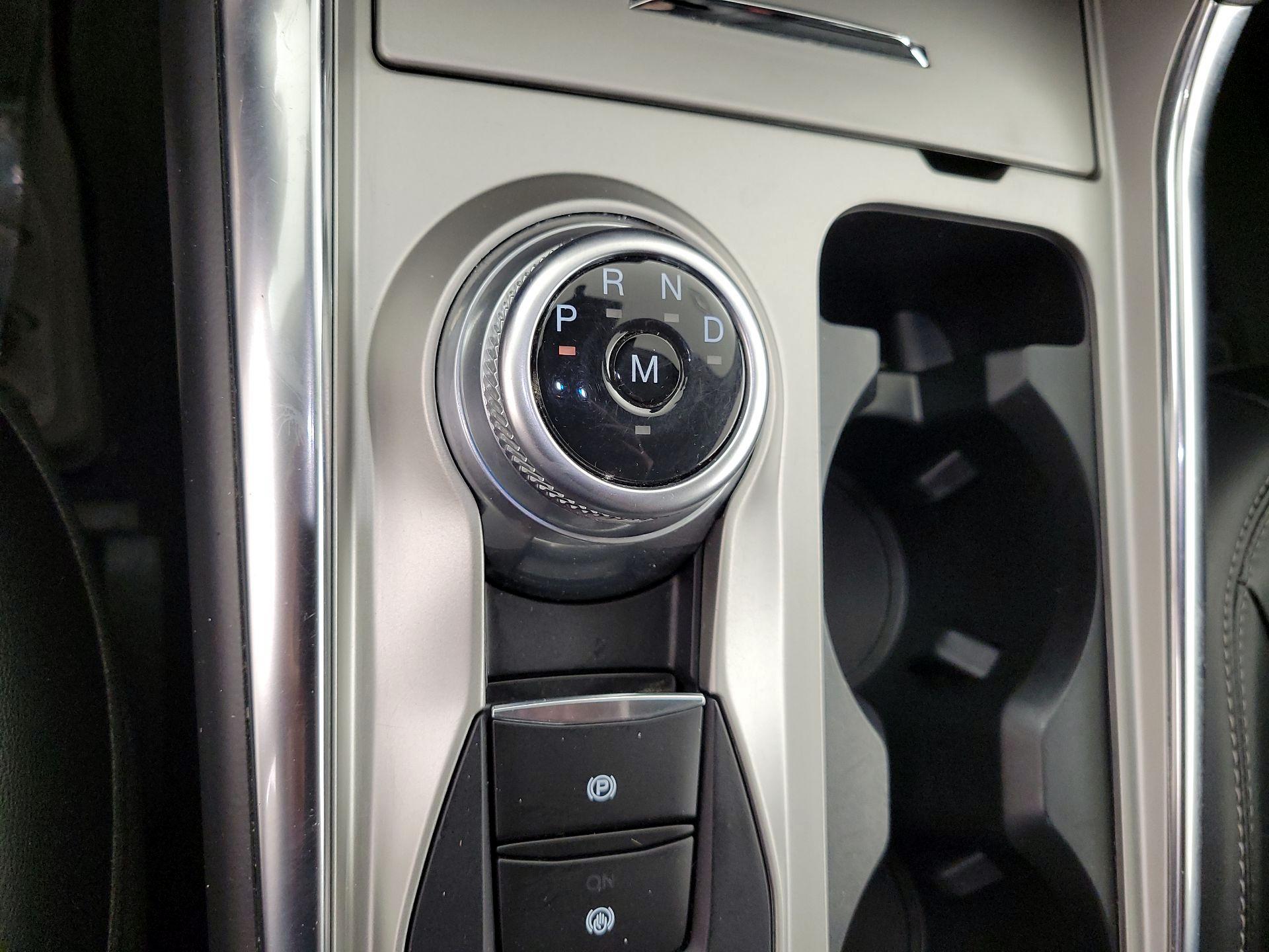 Thumbnail: 2021 Ford Explorer - 18