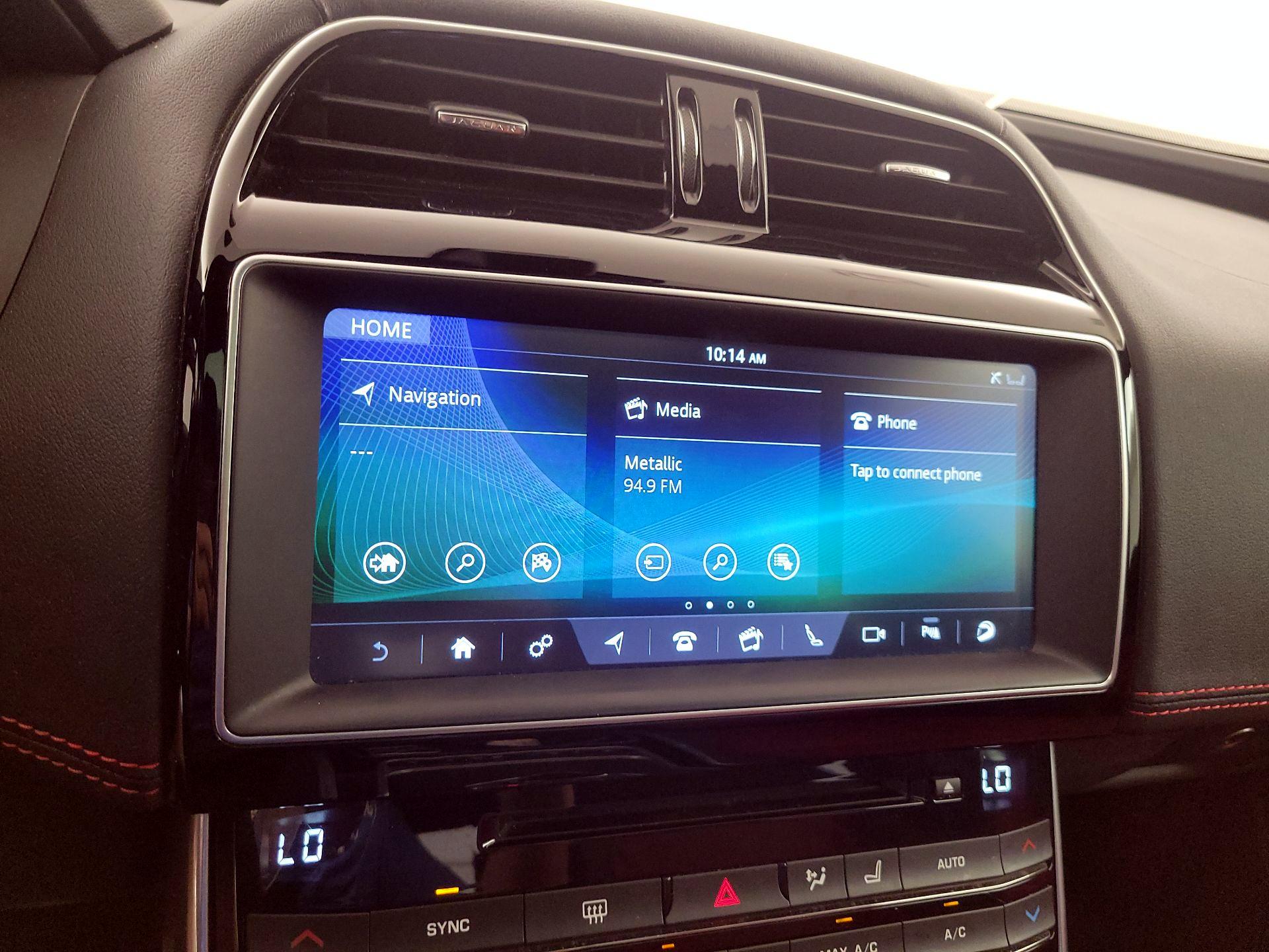 Thumbnail: 2017 Jaguar XE - 16