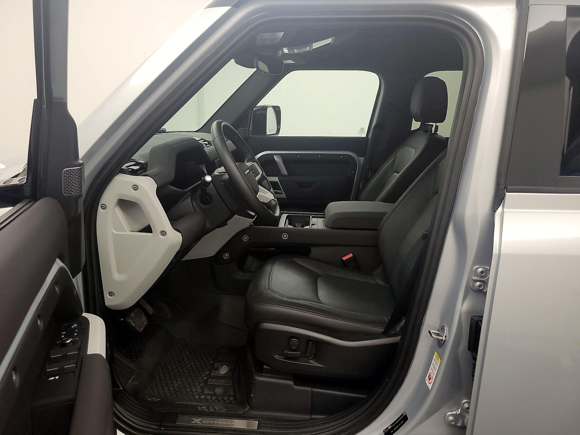 Thumbnail: 2023 Land Rover Defender - 11