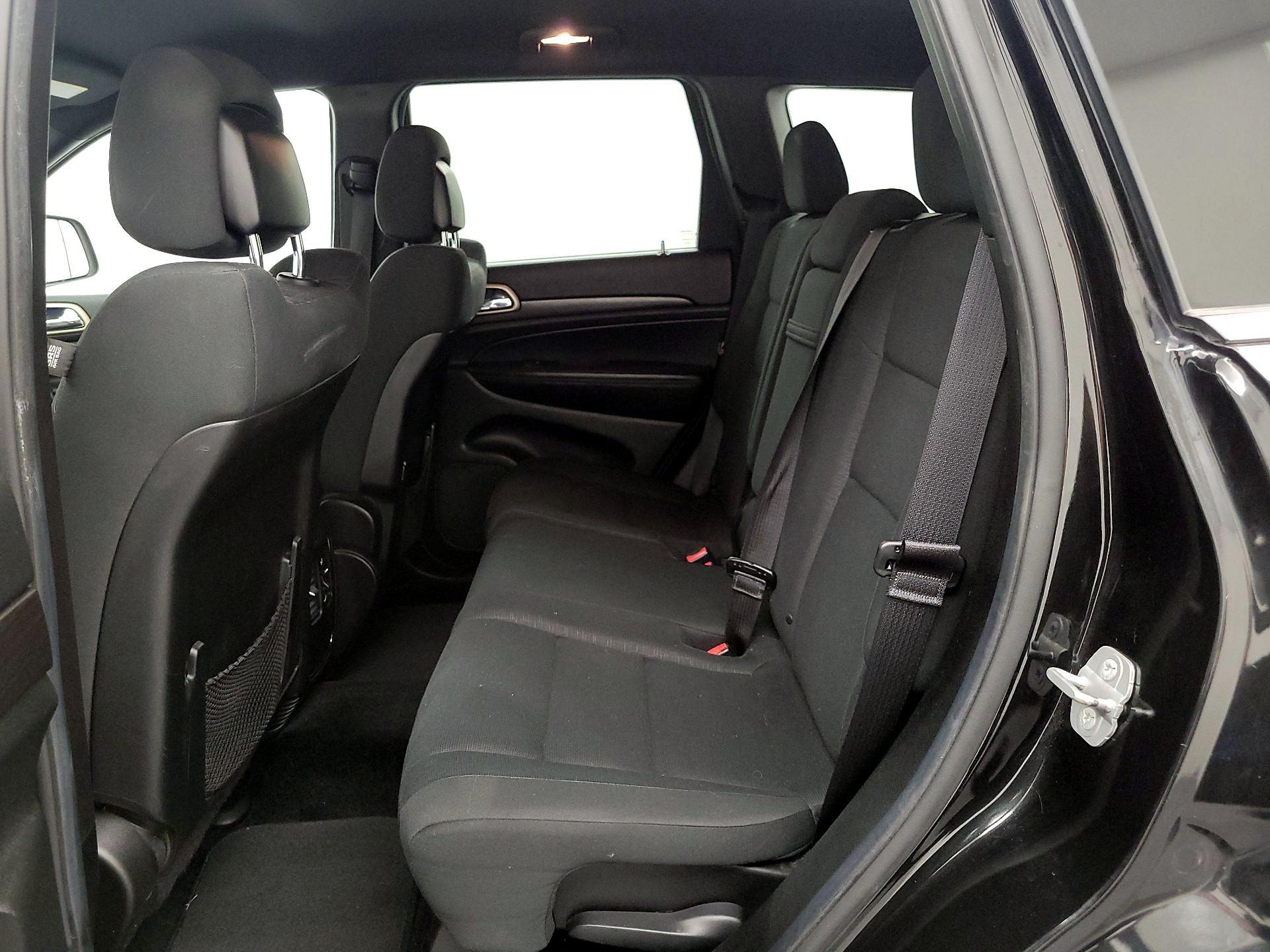 Thumbnail: 2014 Jeep Grand Cherokee - 18