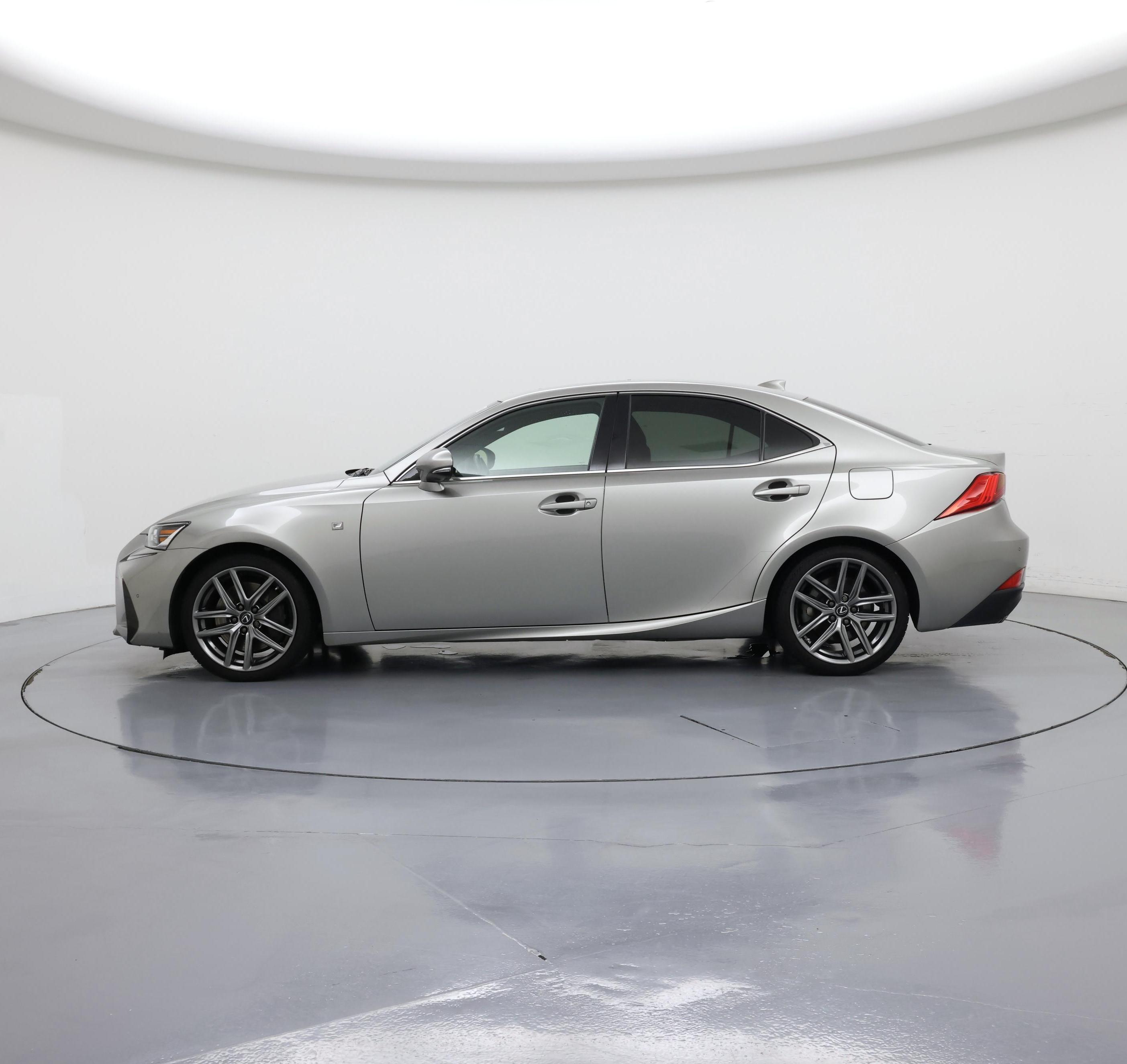 Thumbnail: 2020 Lexus IS - 3