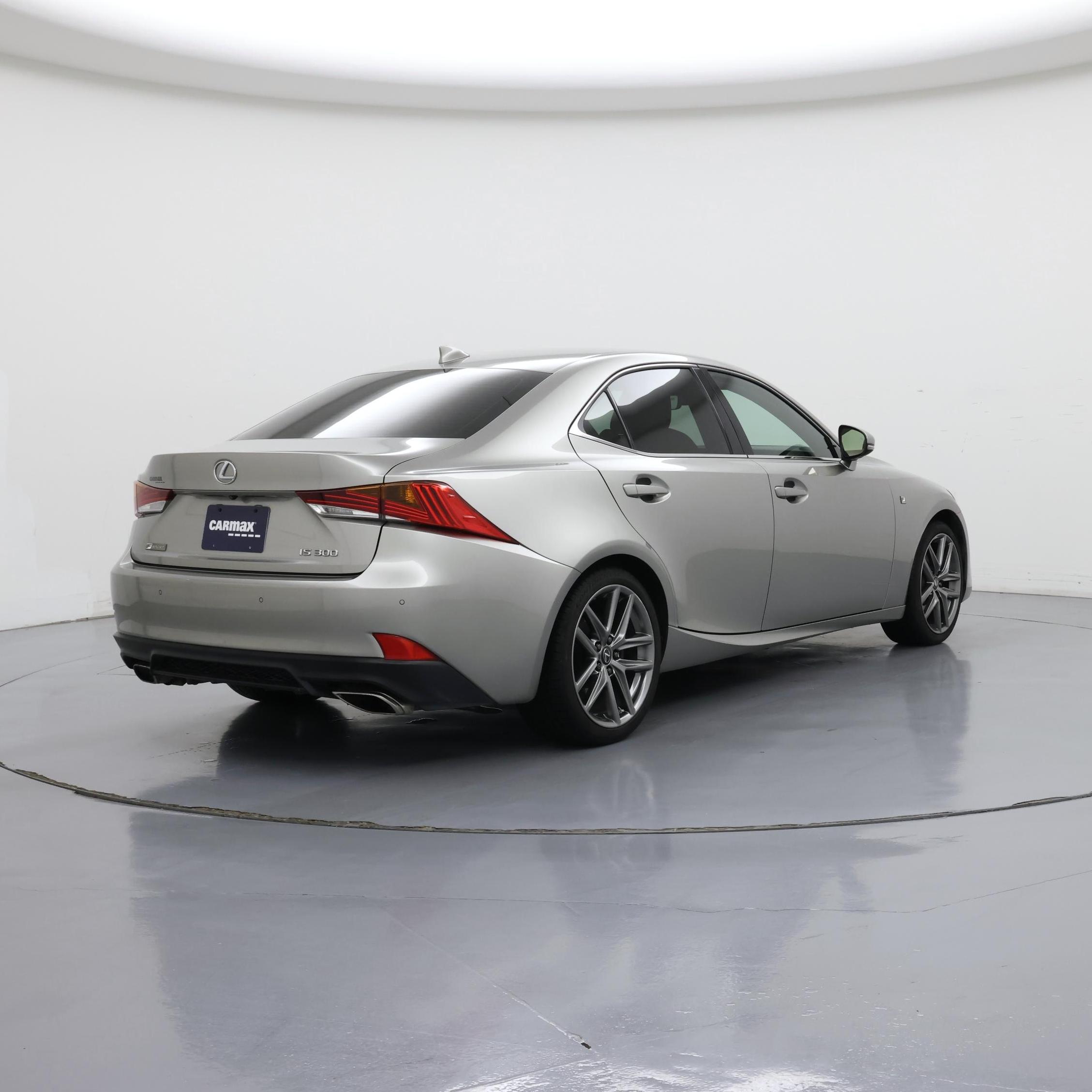 Thumbnail: 2020 Lexus IS - 8