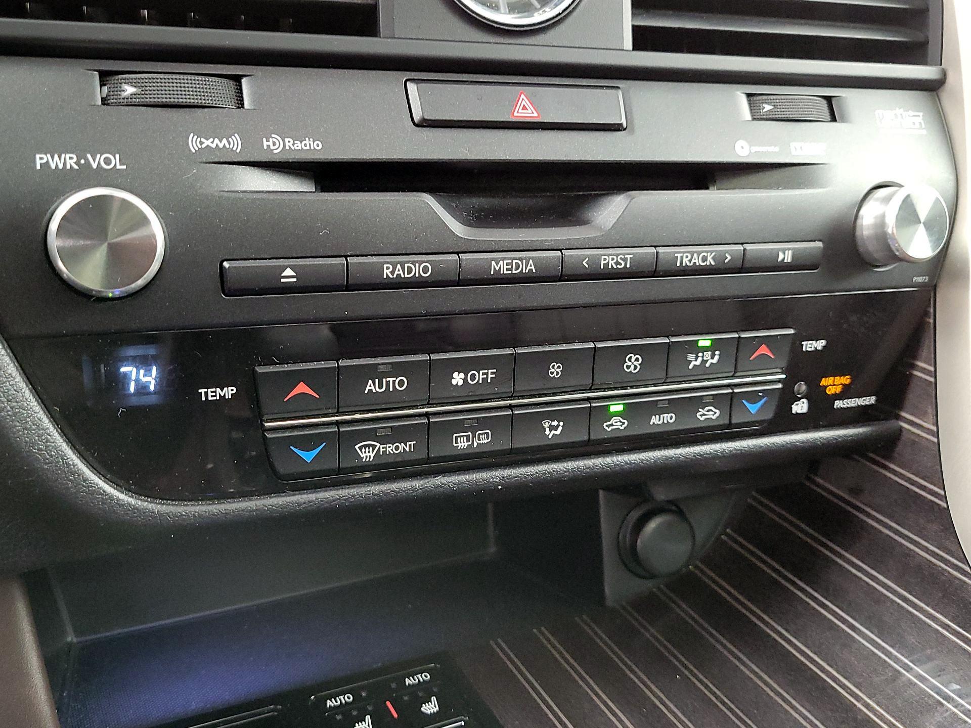 Thumbnail: 2016 Lexus RX - 17