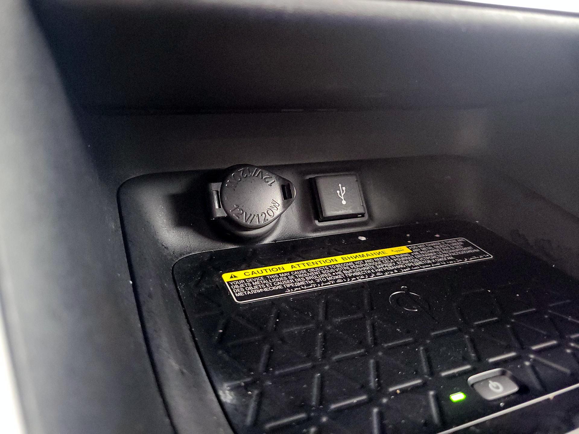 Thumbnail: 2020 Toyota RAV4 - 18