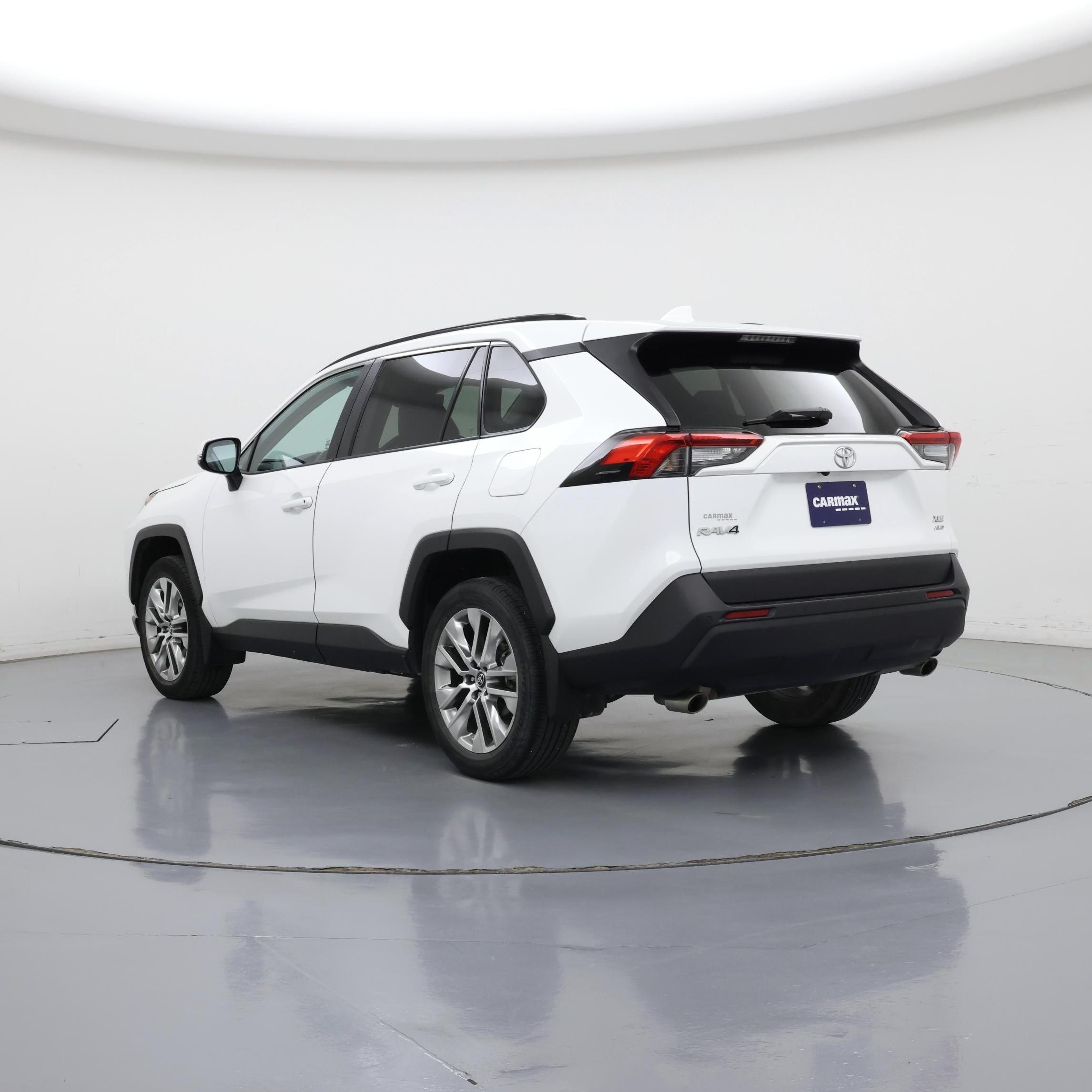 Thumbnail: 2020 Toyota RAV4 - 2