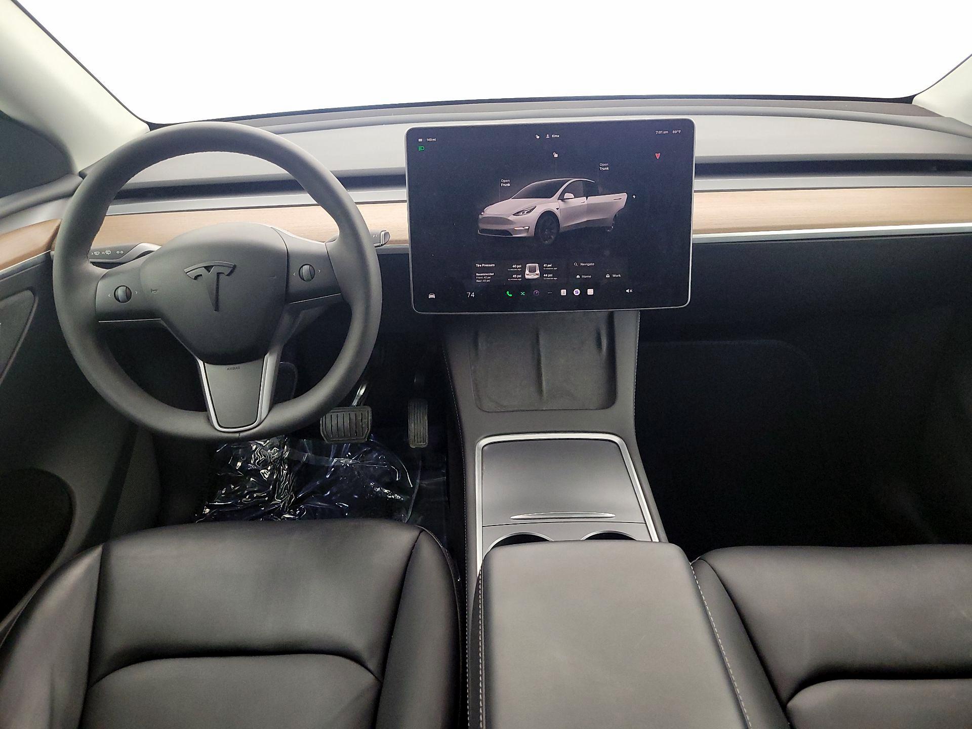 Thumbnail: 2024 Tesla Model Y - 9