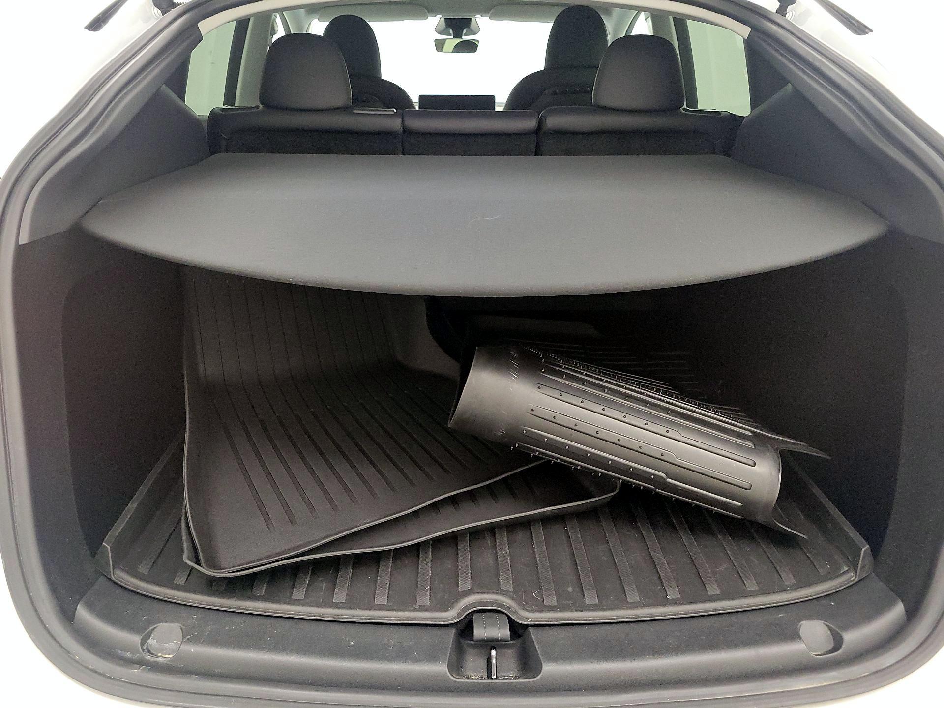 Thumbnail: 2024 Tesla Model Y - 19