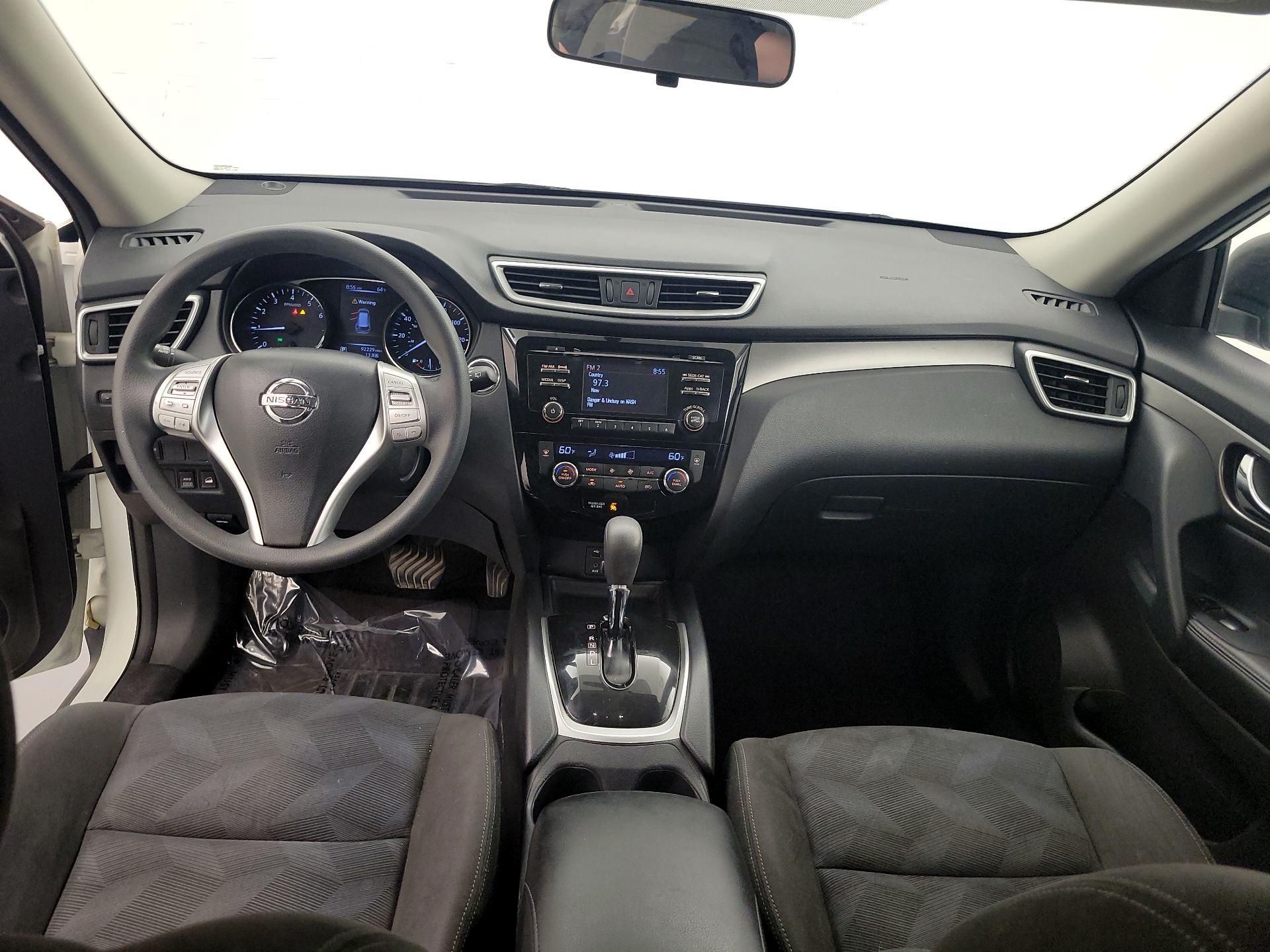 Thumbnail: 2015 Nissan Rogue - 9