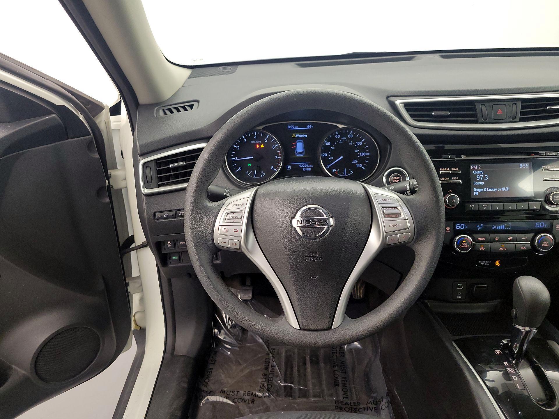 Thumbnail: 2015 Nissan Rogue - 10