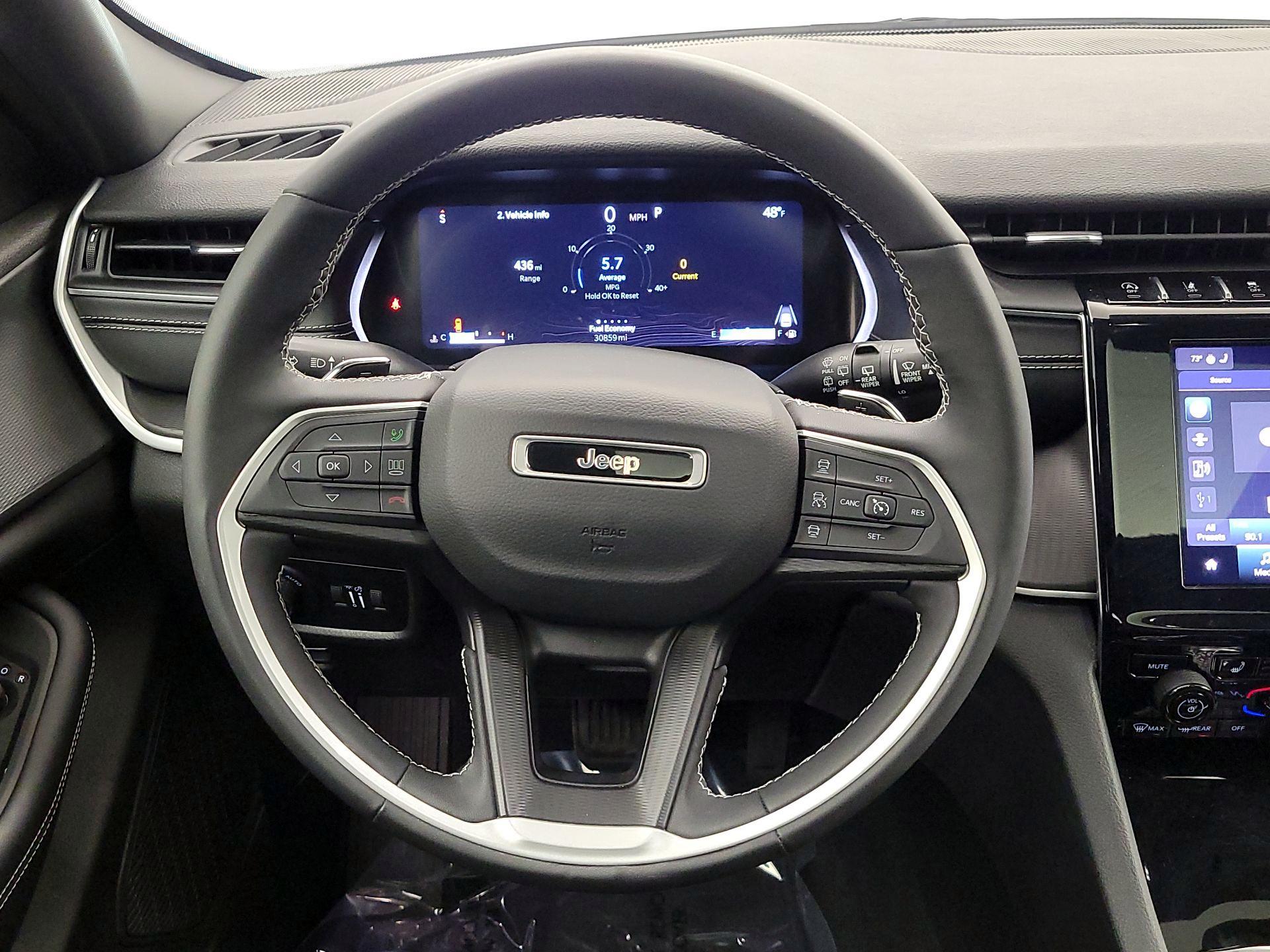 Thumbnail: 2023 Jeep Grand Cherokee - 10