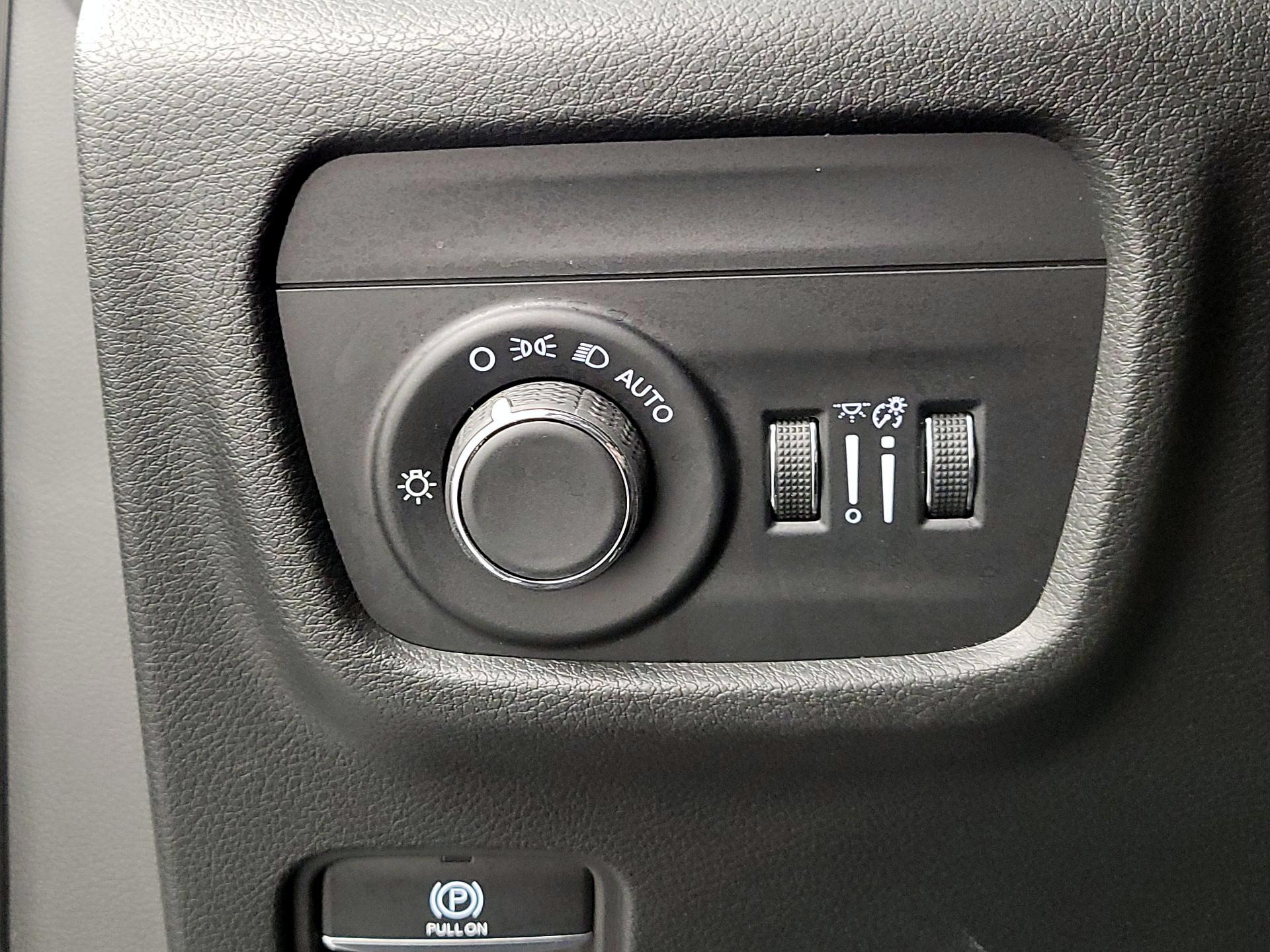 Thumbnail: 2023 Jeep Grand Cherokee - 13