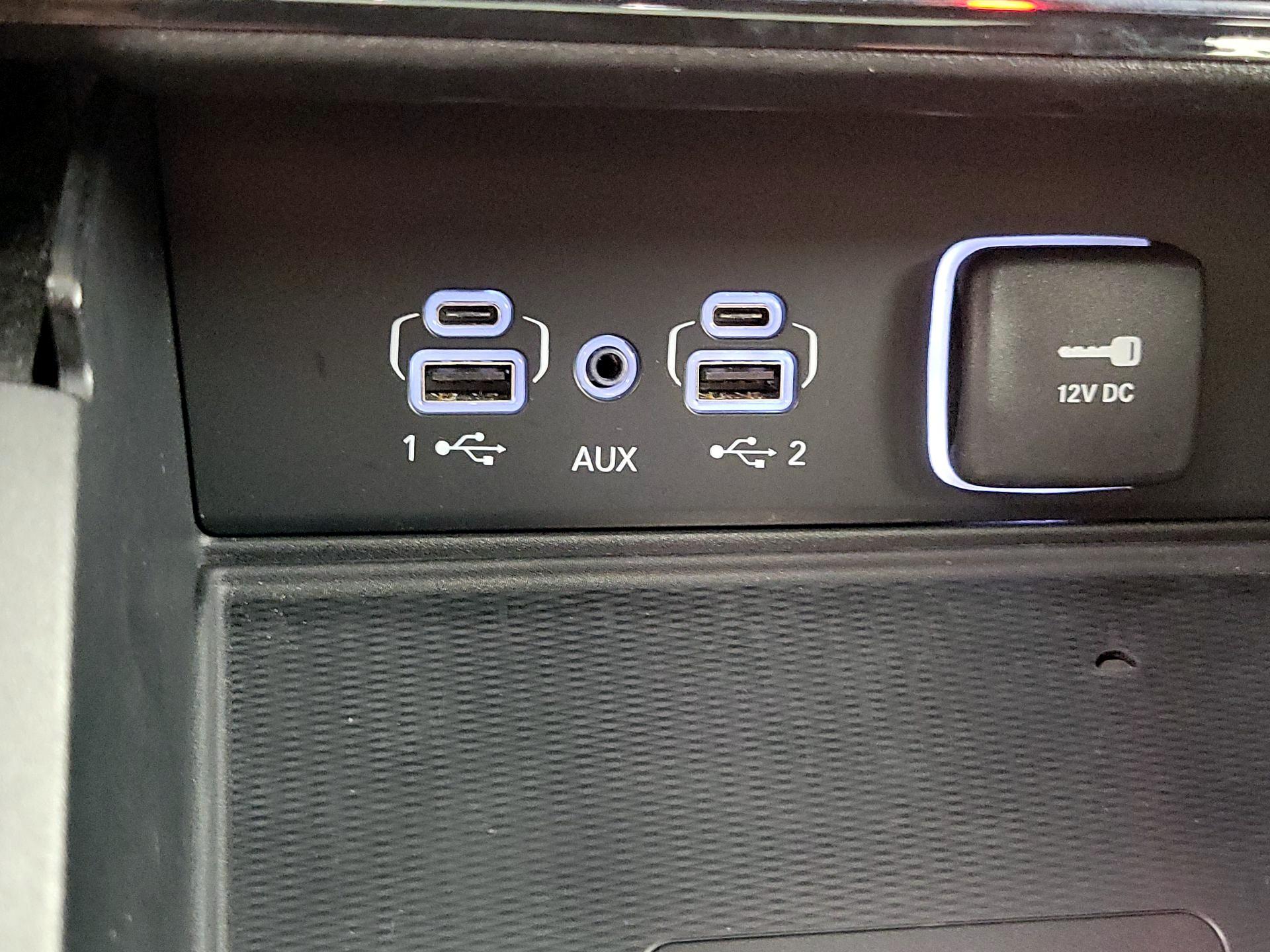 Thumbnail: 2023 Jeep Grand Cherokee - 18