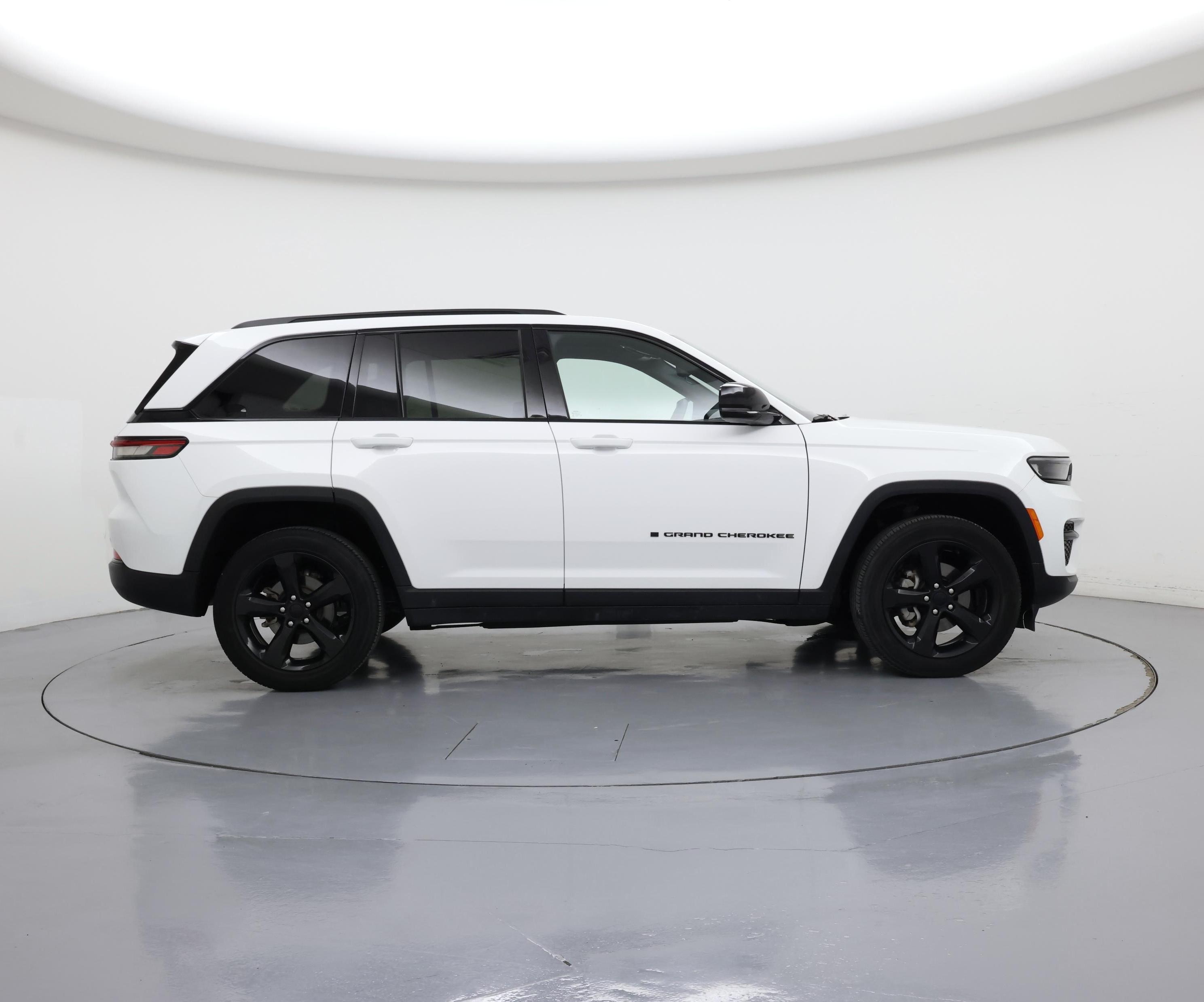 Thumbnail: 2023 Jeep Grand Cherokee - 7