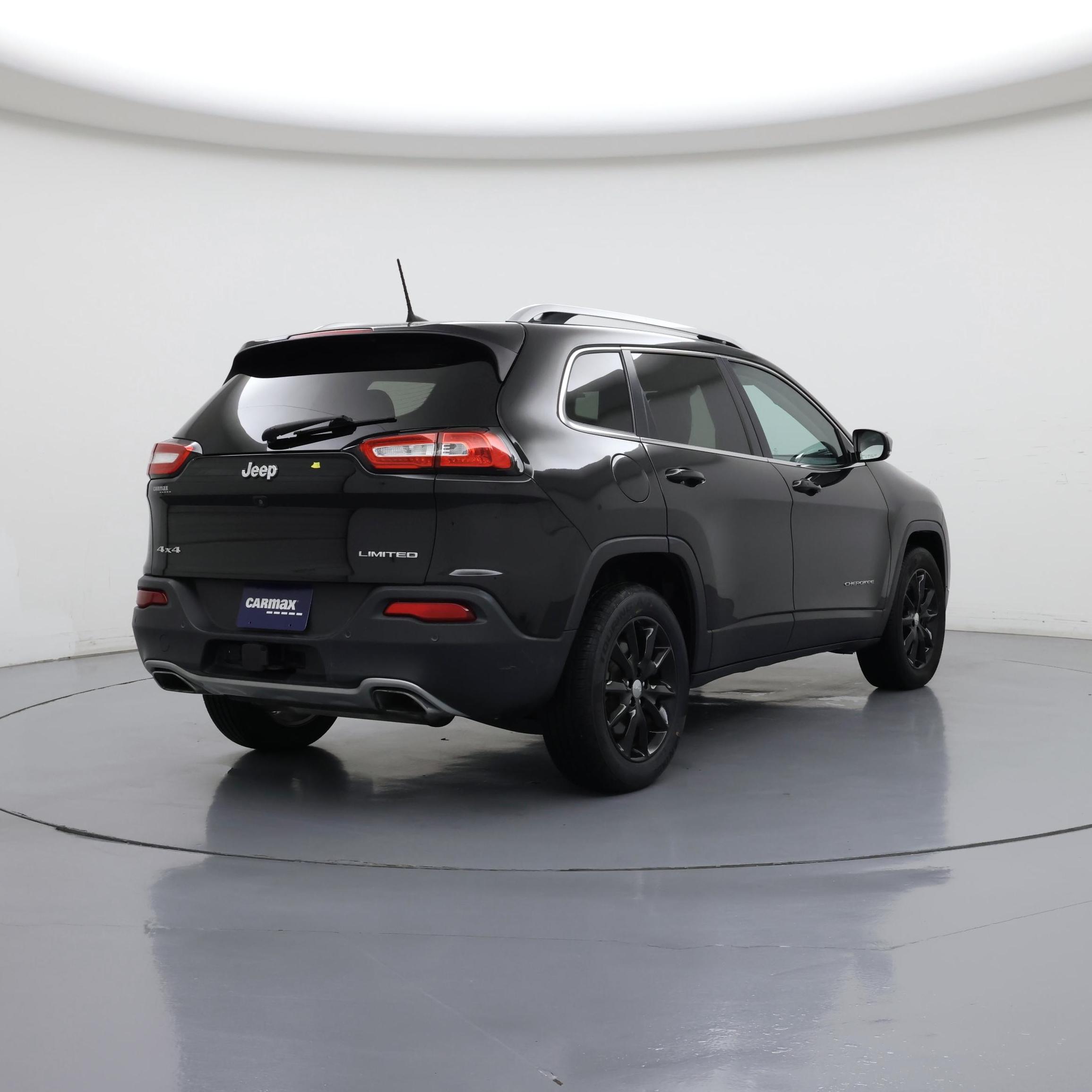 Thumbnail: 2016 Jeep Cherokee - 8