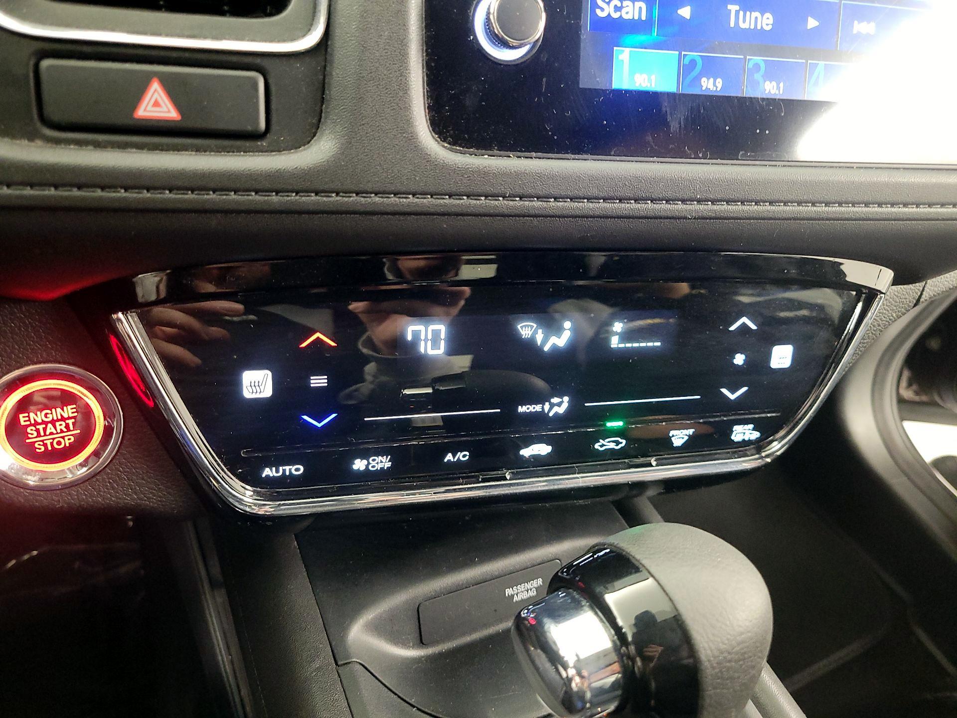 Thumbnail: 2022 Honda HR-V - 16