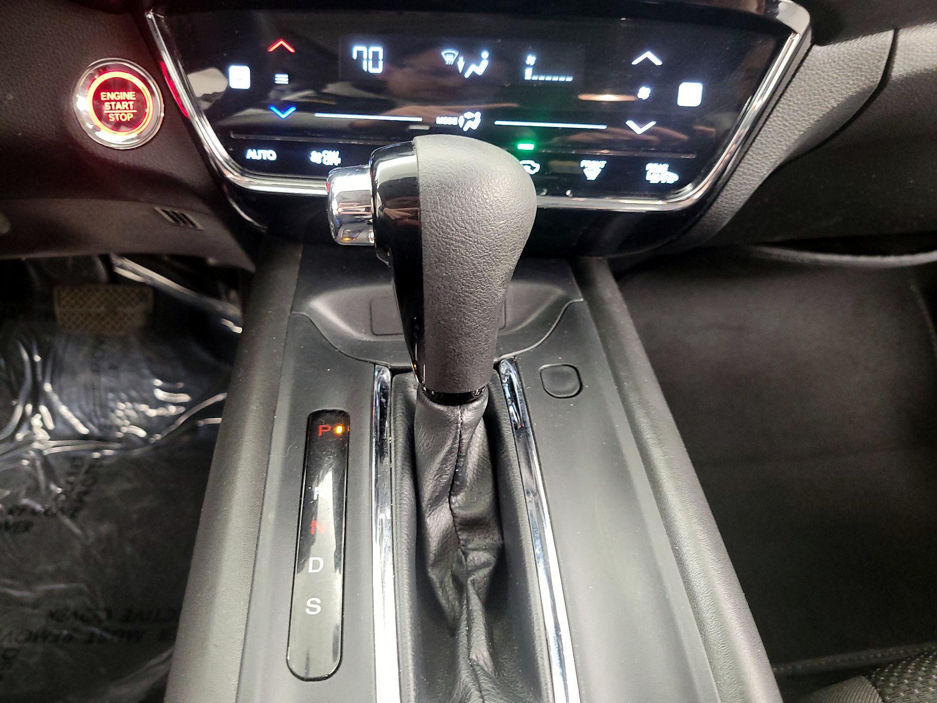 Thumbnail: 2022 Honda HR-V - 17