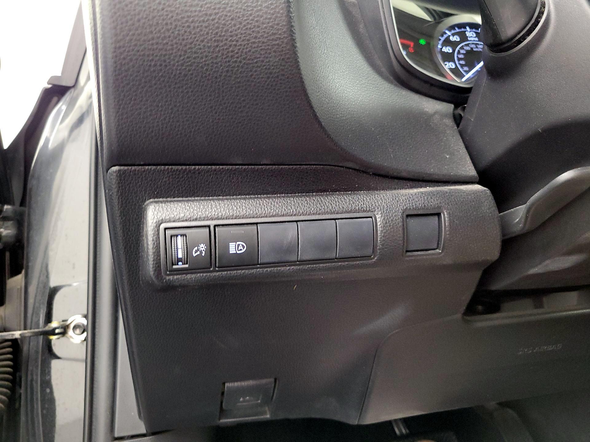 Thumbnail: 2020 Toyota Corolla - 13