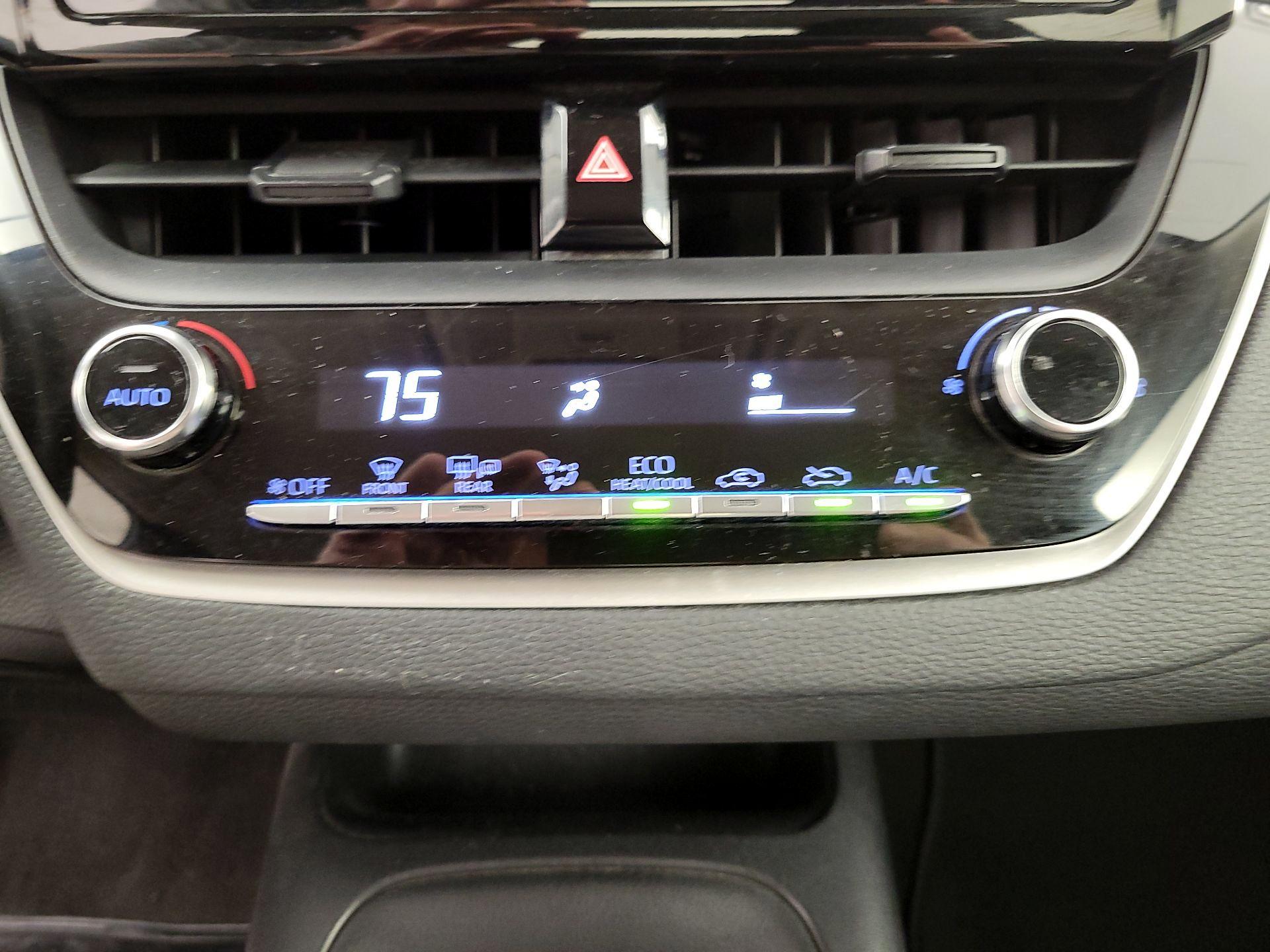 Thumbnail: 2020 Toyota Corolla - 16