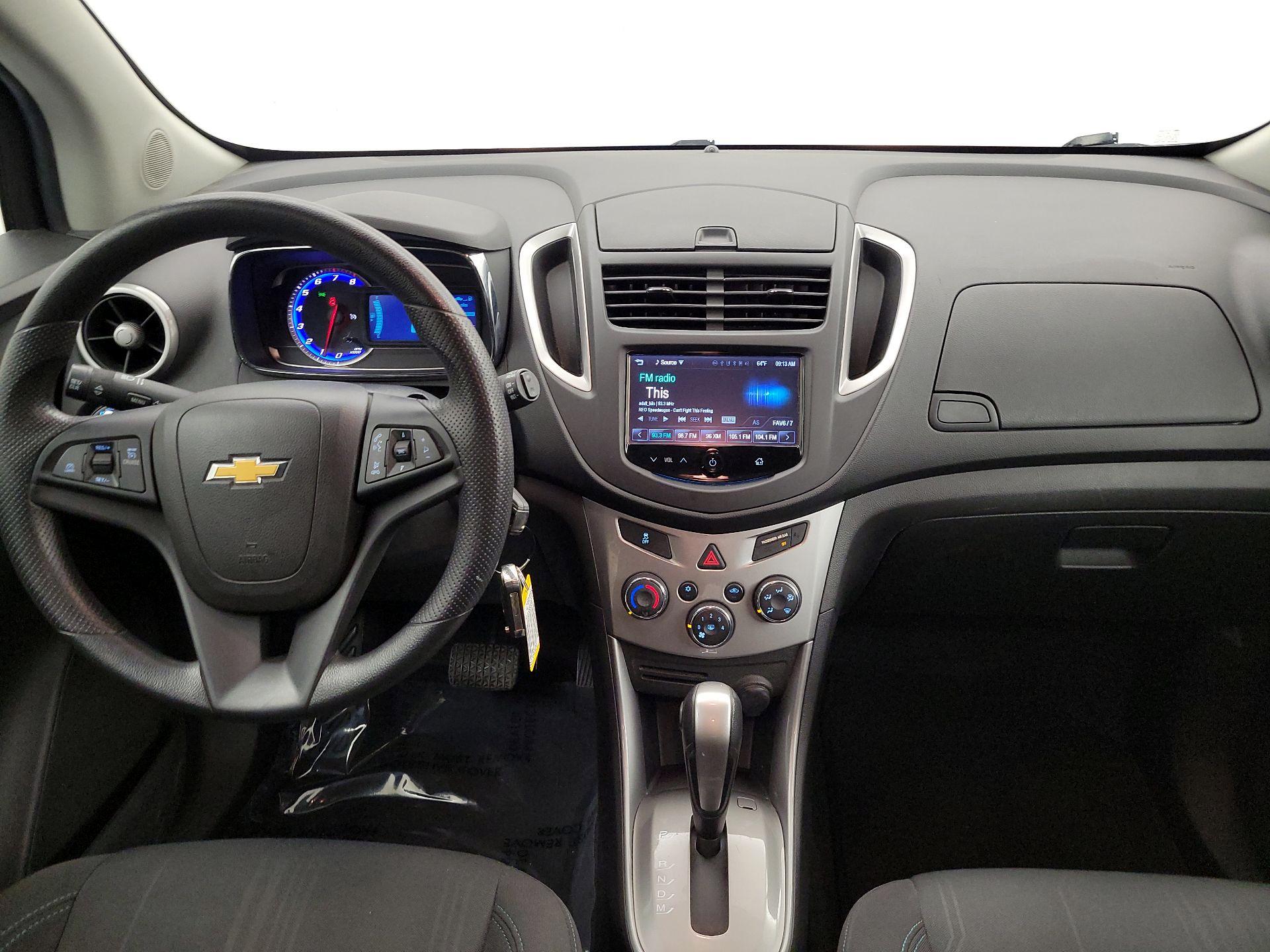 Thumbnail: 2016 Chevrolet Trax - 9