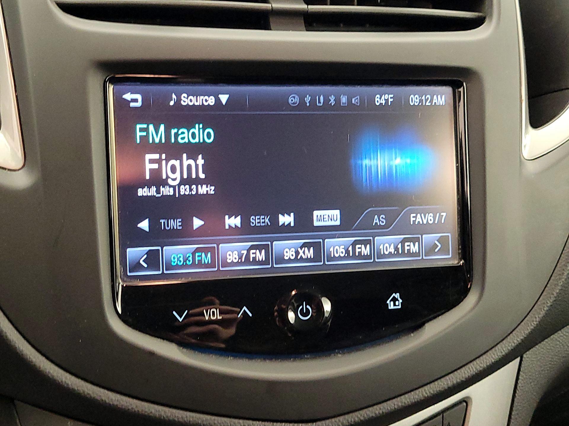 Thumbnail: 2016 Chevrolet Trax - 15